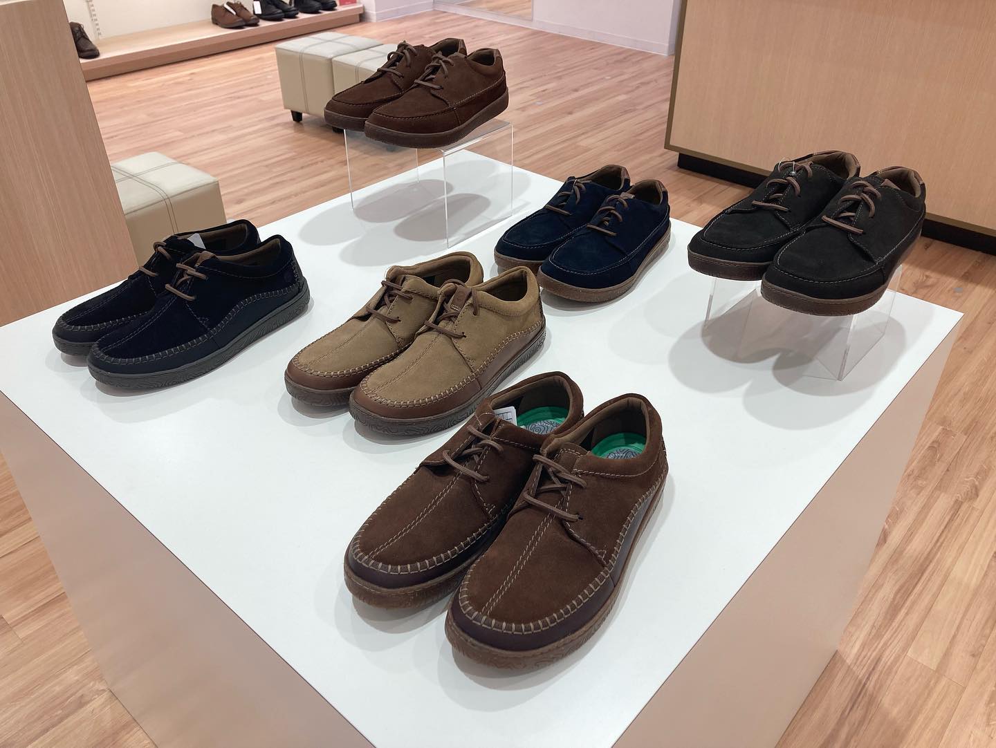 Clarks リニューアル1周年‼️ シューズをお買い上げのお客様へ