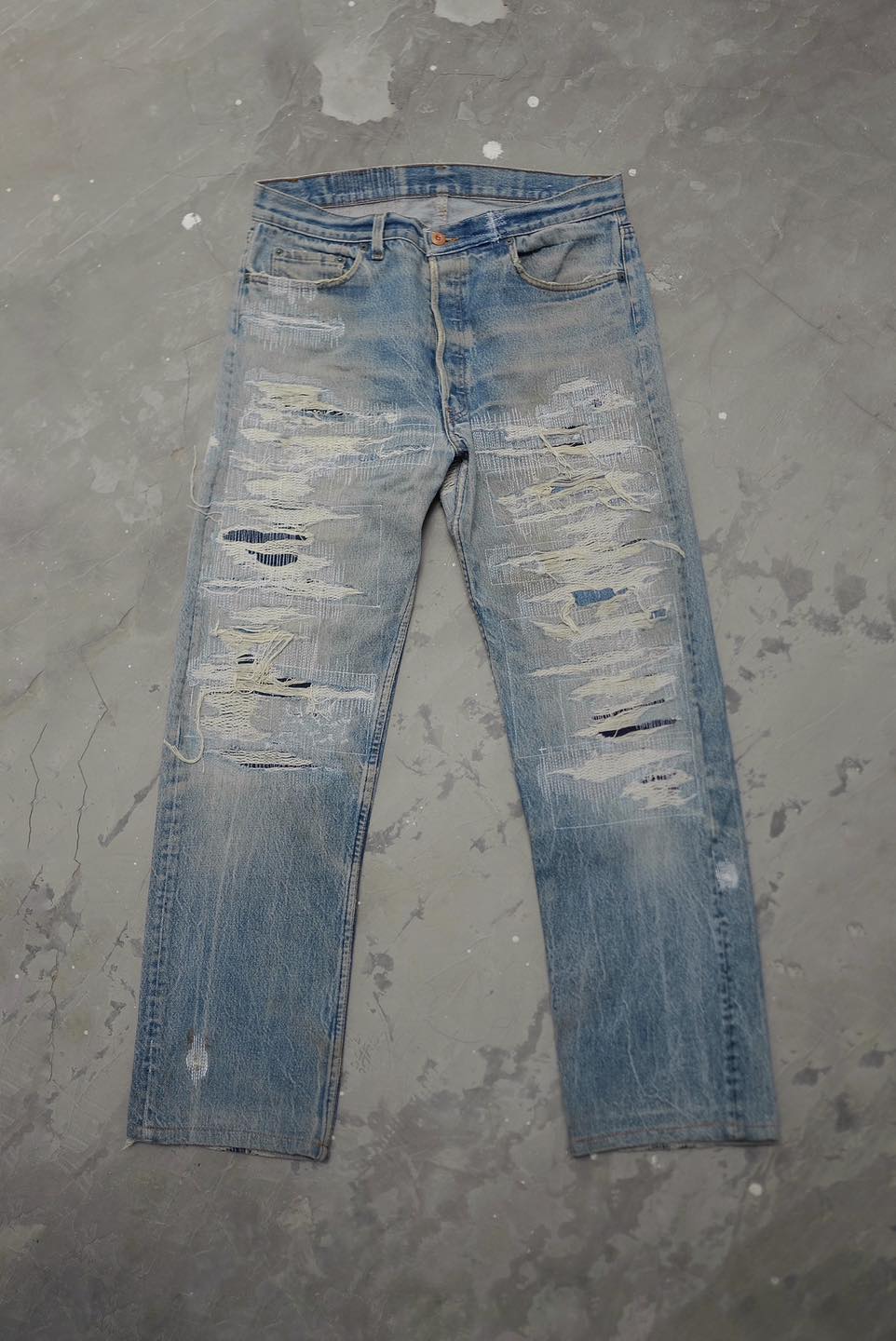 LEVI’S / 501 08 damage repair denim Is this damage mendable on Levi's 501?