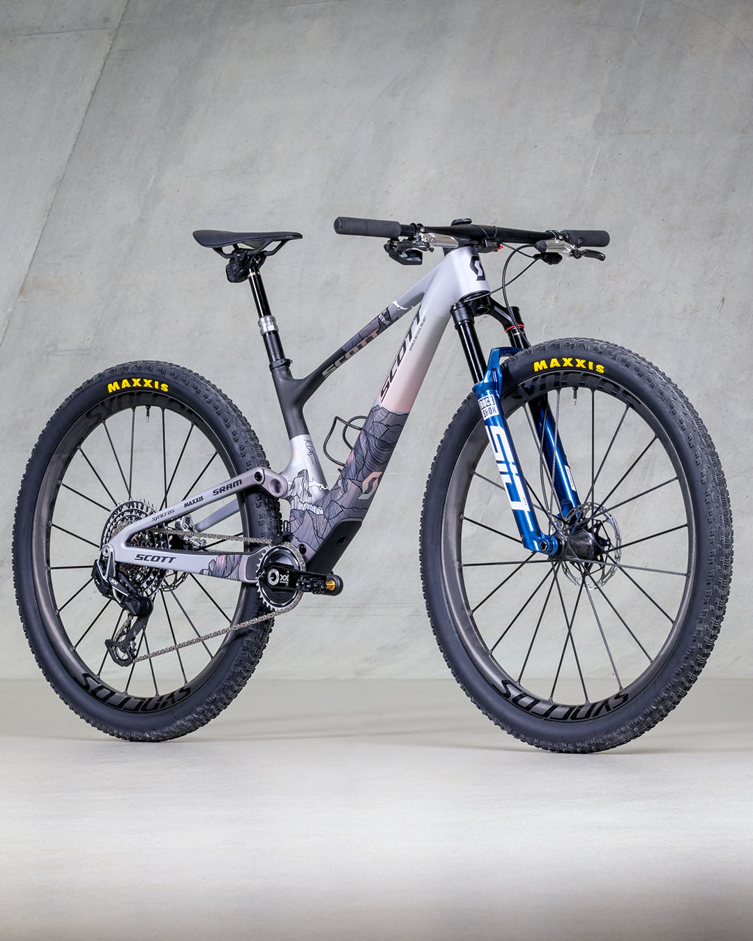 Marrey Bikes - Check out Kate Courtney's epic Spark RC... | Facebook