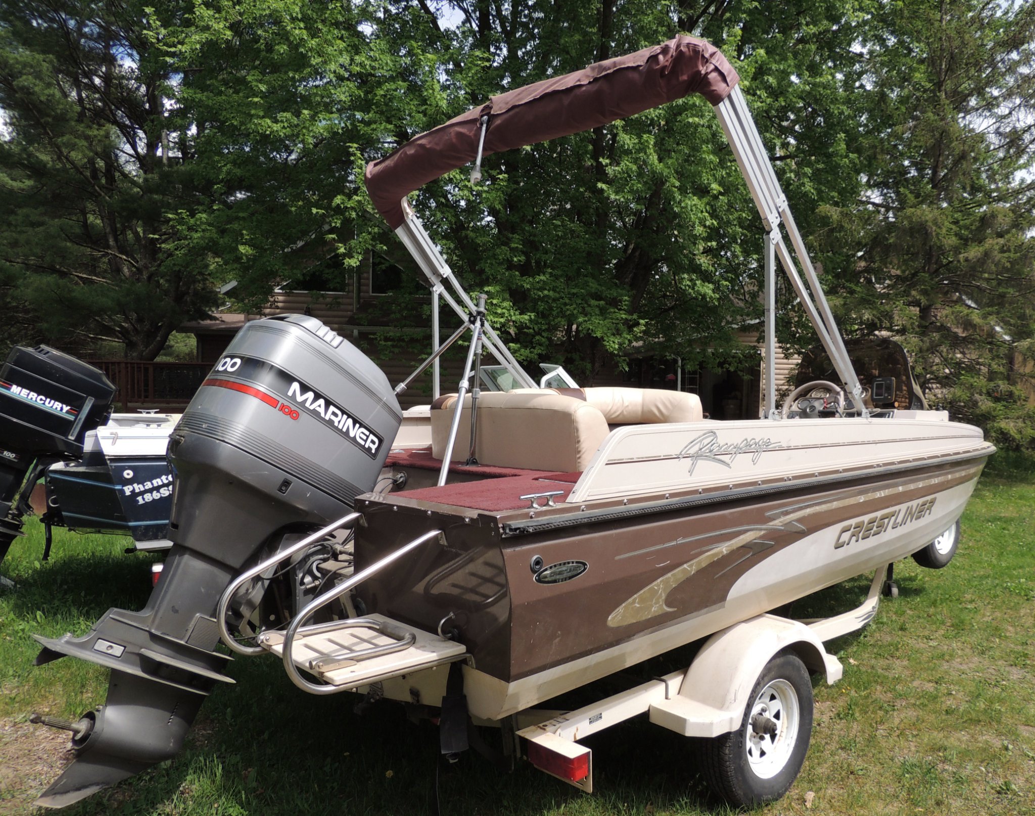 2000 Crestliner Rampage 18' 2