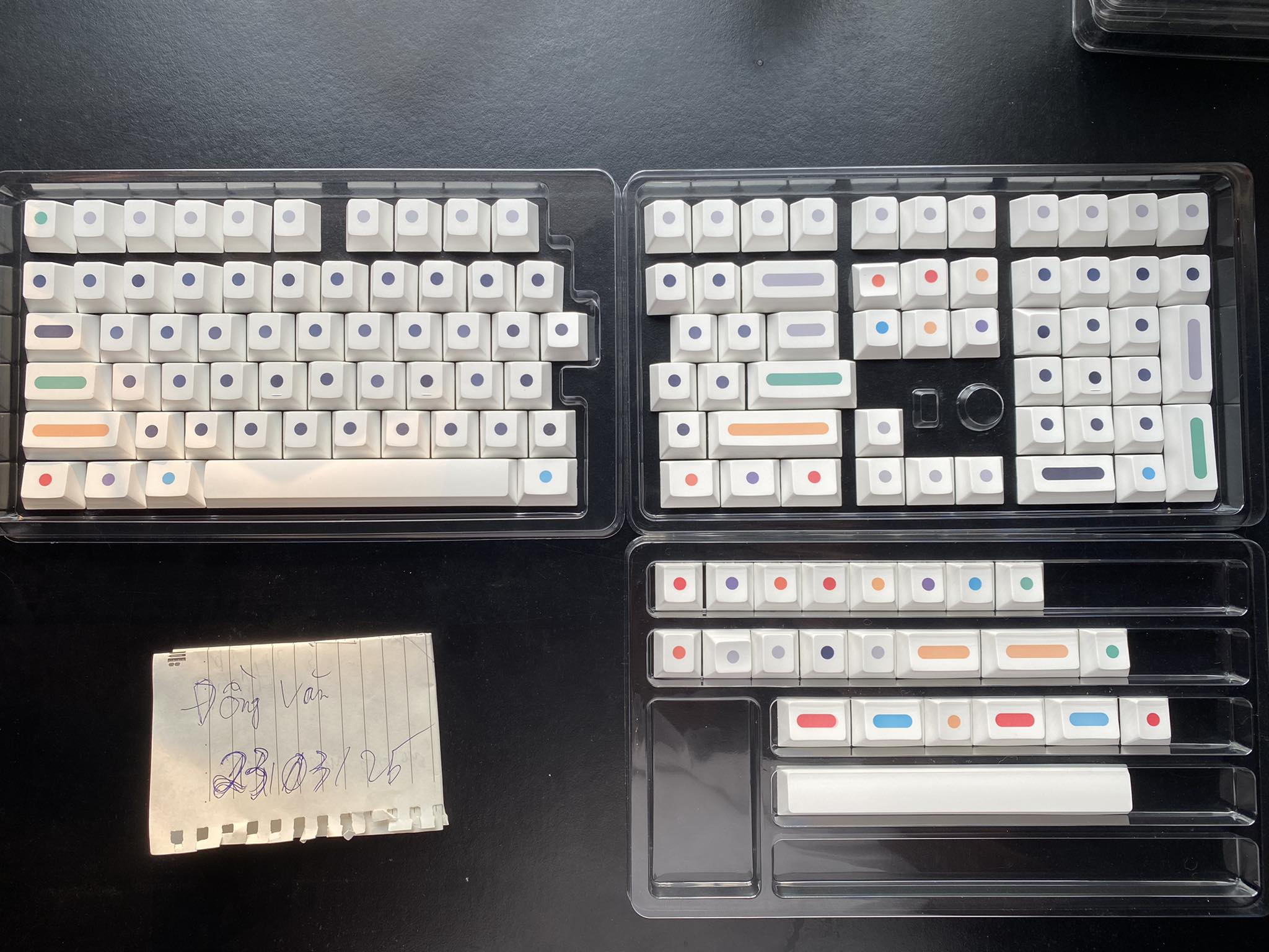 Chợ phím cơ Custom | Mình sẵn vài bộ keycap chất PBT (new hoặc gắn máy ...