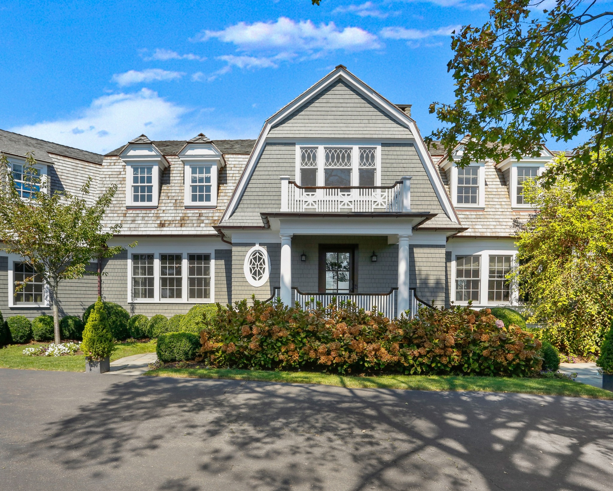 VanderHorn - Our Old Greenwich Waterfront Shingle project features a ...