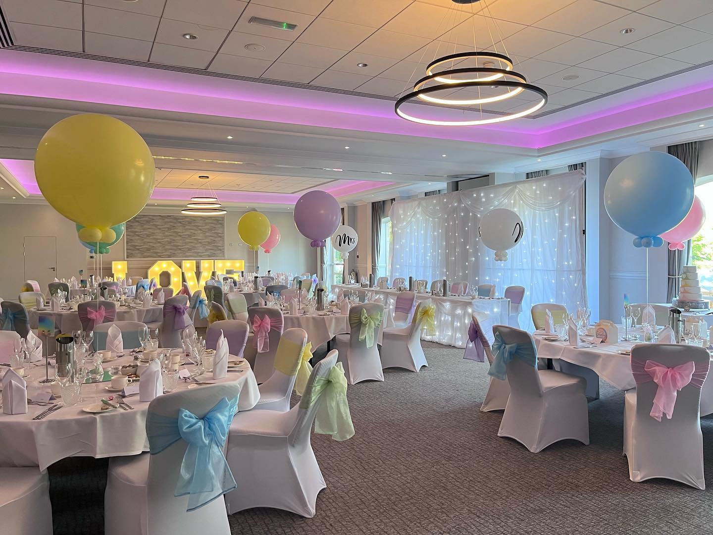 The most gorgeous... - Funky Muppet Balloons and Venue Decor | Facebook