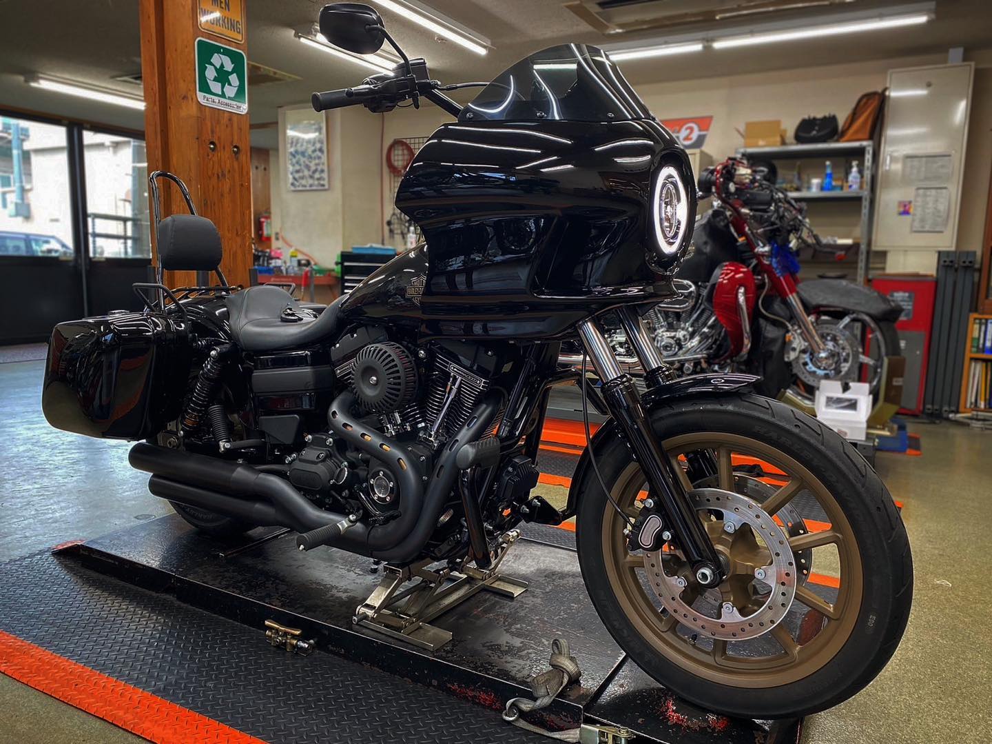 ハーレーダビッドソン山梨 Harley-Davidson - FXDLSカスタム?? FXRT 