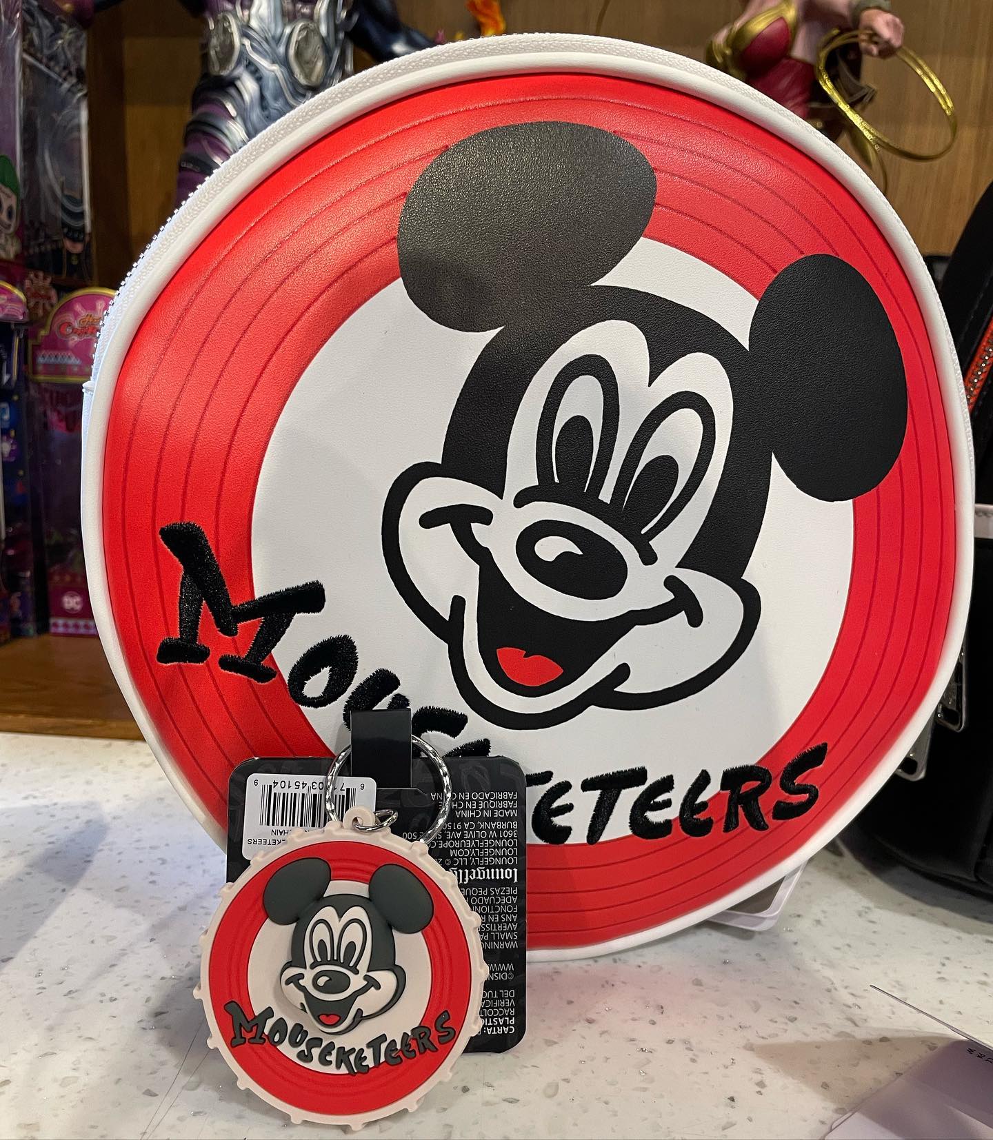 SUPER TITANIUM - D100 Mickey Mouse Celebrating Disney