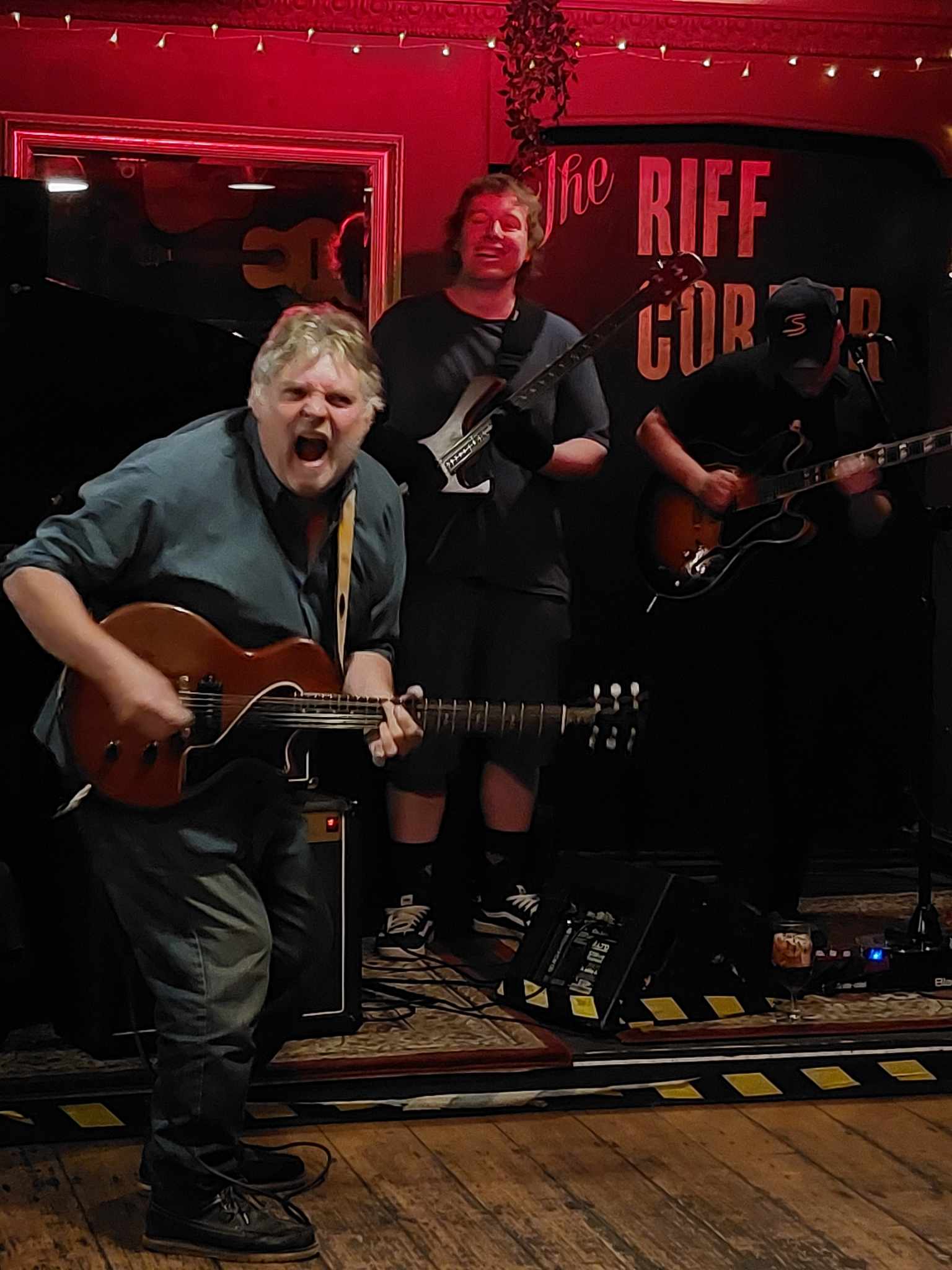 The Riff Corner | Clevedon