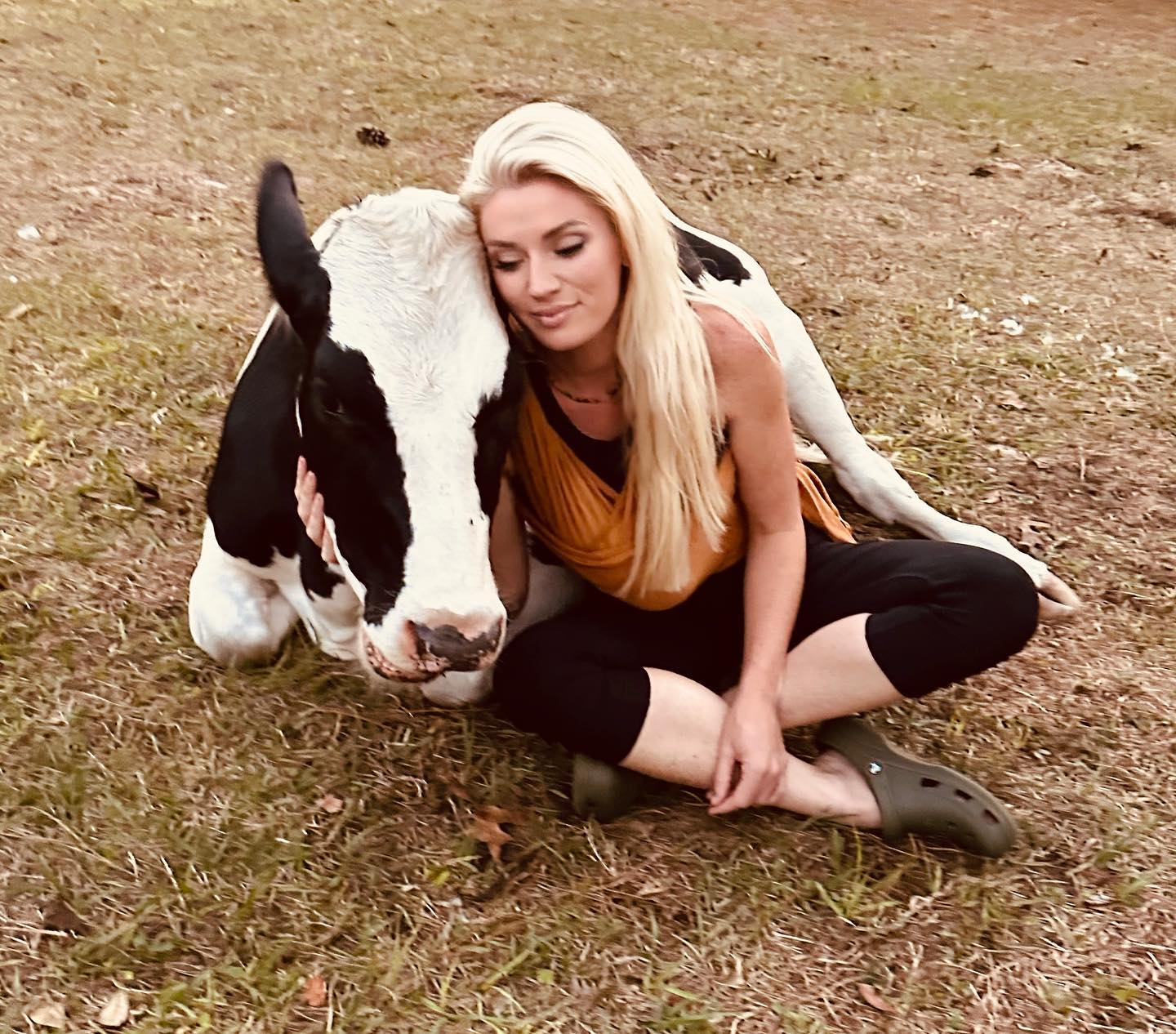Mandy - Her first photo with her cattle dog and ya can’t even see her ...
