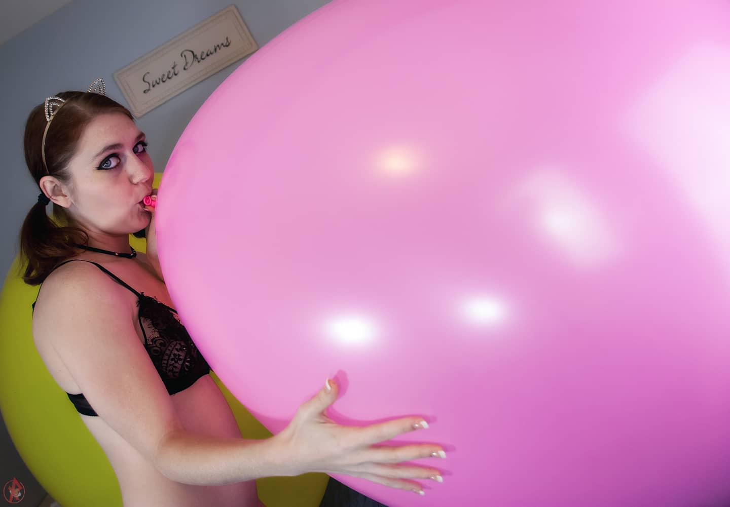 Balloon Fetish Porn GIF #52