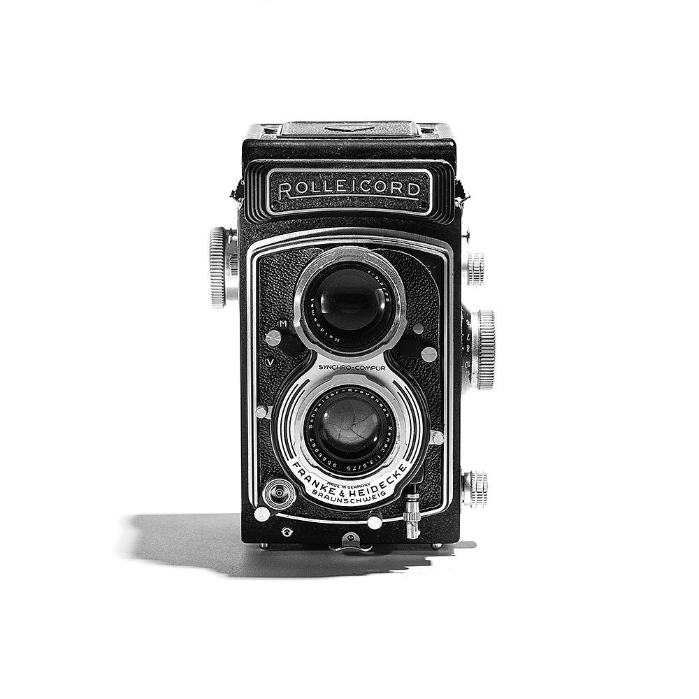 Franke & Heidecke Rolleicord Vb twin-lens-reflex camera with filters