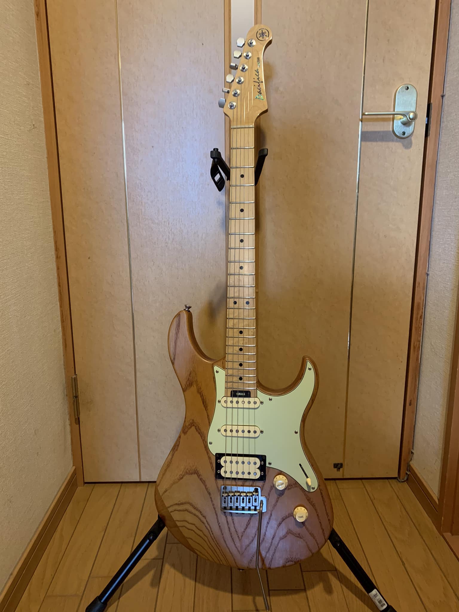 Pacifica 904 guitar from a friend's collection