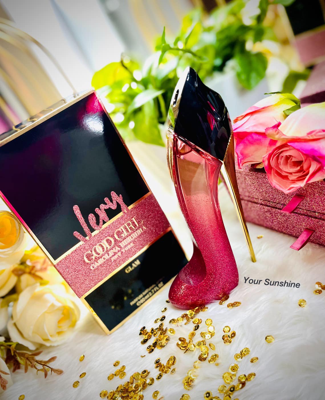 Step into a world of glam and allure with Very Good Girl Glam by Carolina Herrera. A fragrance that embodies elegance with a touch of extravagance. Embrace the glamorous side of you