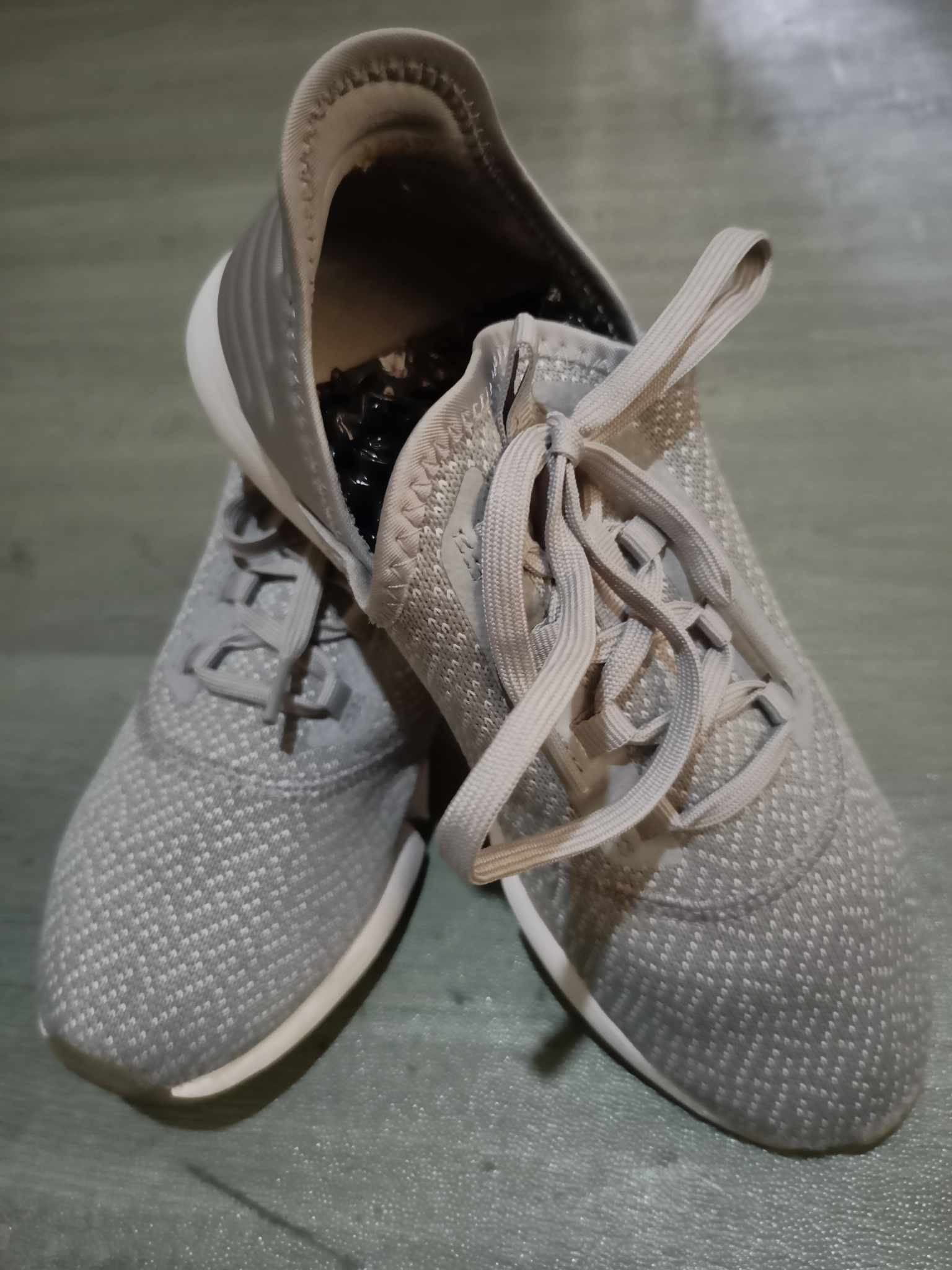 NIKE SABRINA 2 ホワイト/シルバー 24.5cm VALENTINES DAY SALE‼️ ADIDAS FORUM LOW CL SIZE: 7 US W (24 CM