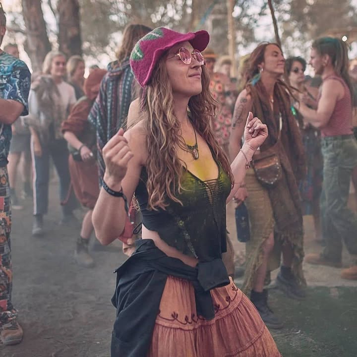 Rave - 🕺💃 #rave #ravers #trance #psychedelic #hippies | Facebook