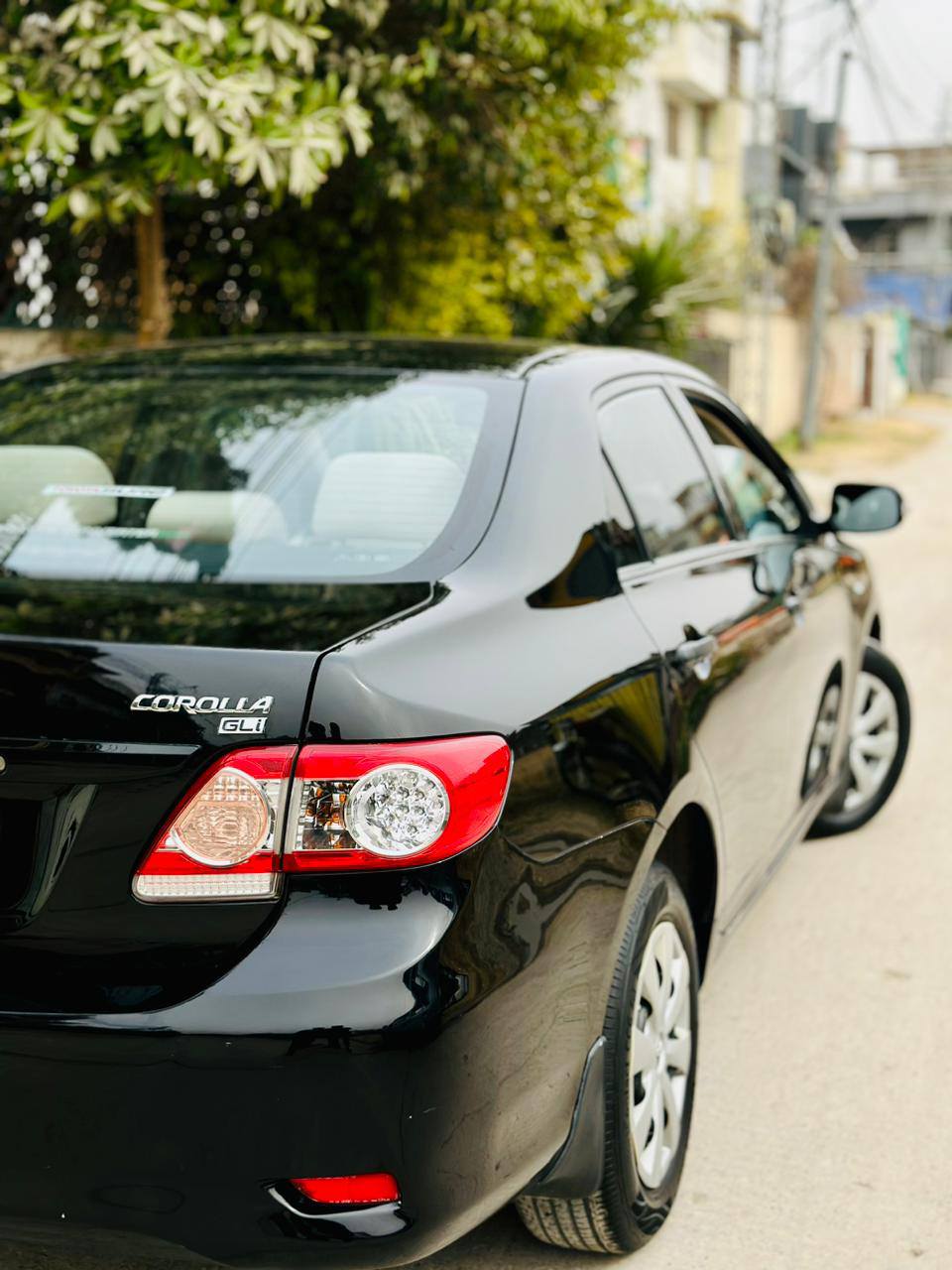Azeem Motors Piplan | Piplan