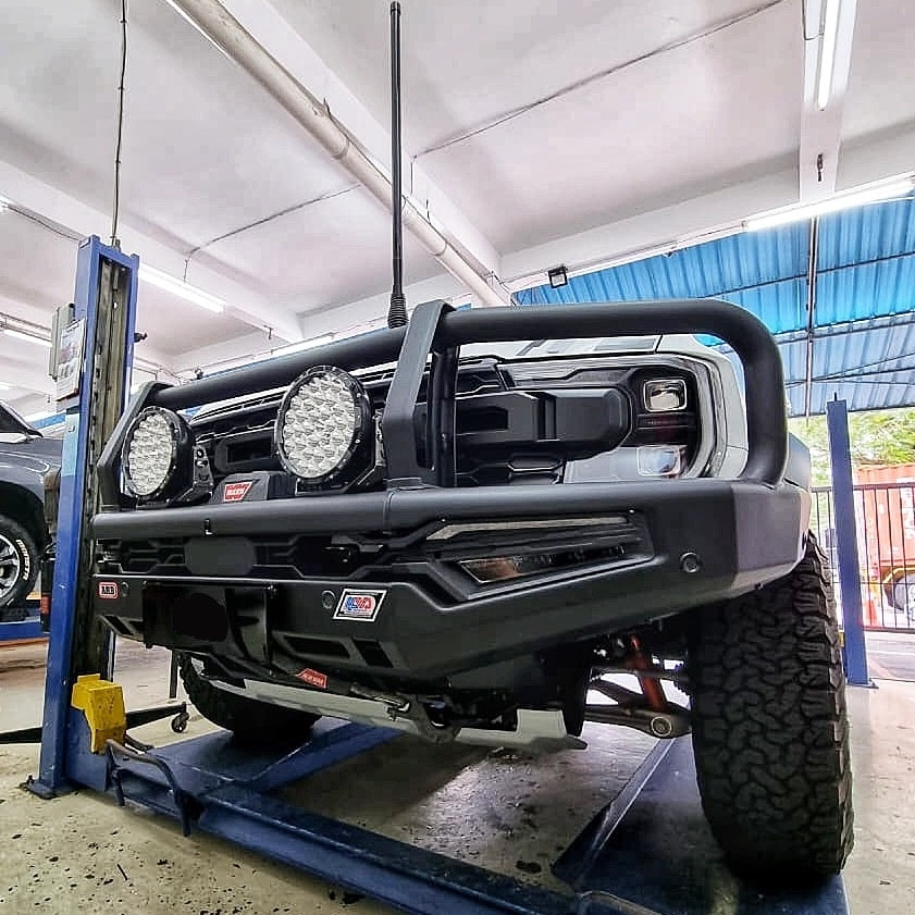 The all new ARB Summit Bar... - Four Wheel Drive Equipment
