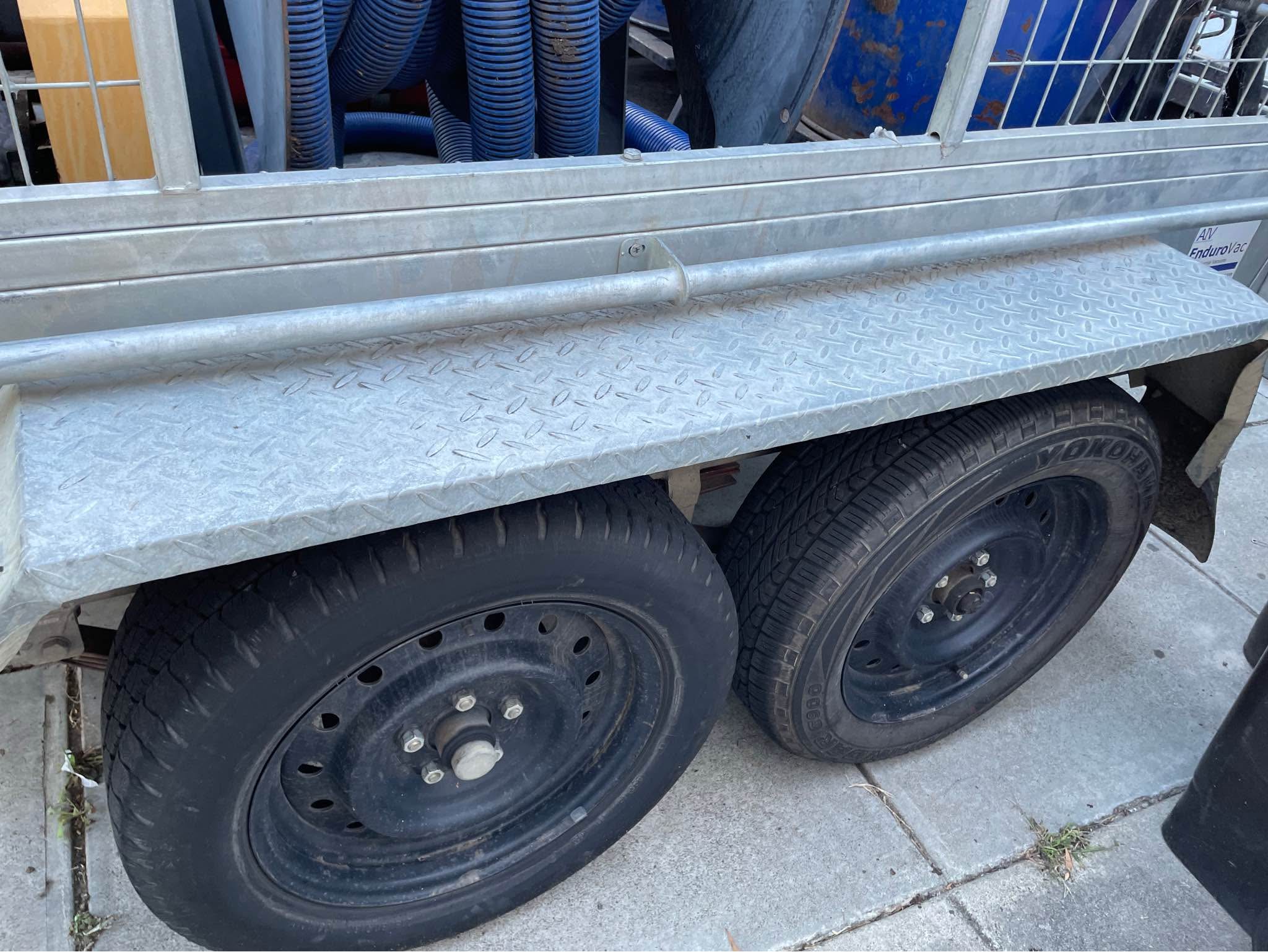 Gutter vacuum for sale - Outdoor Power Equipment - Melbourne, Victoria ...