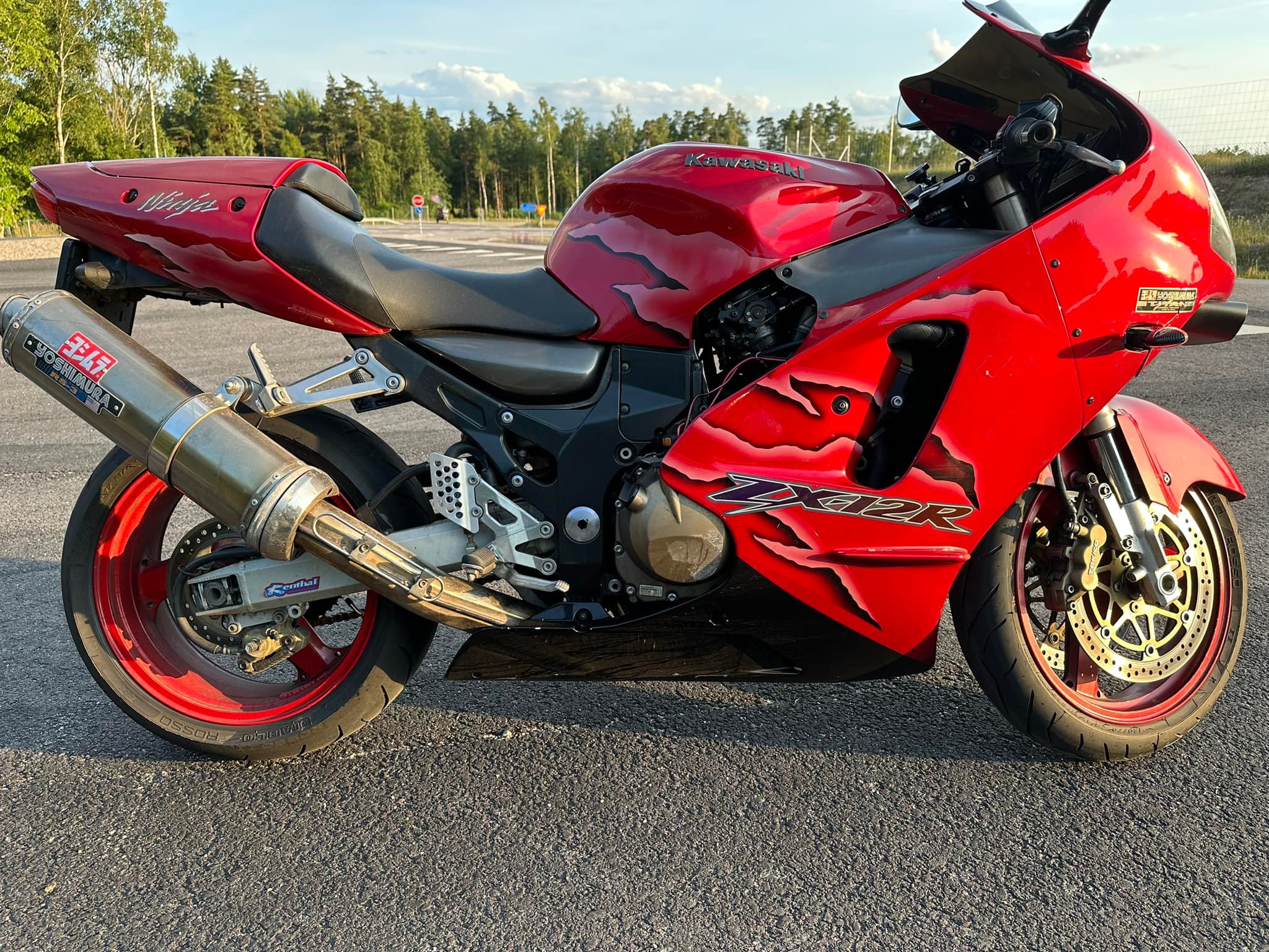 Full carbon fiber fairings for 2001 zx12r?