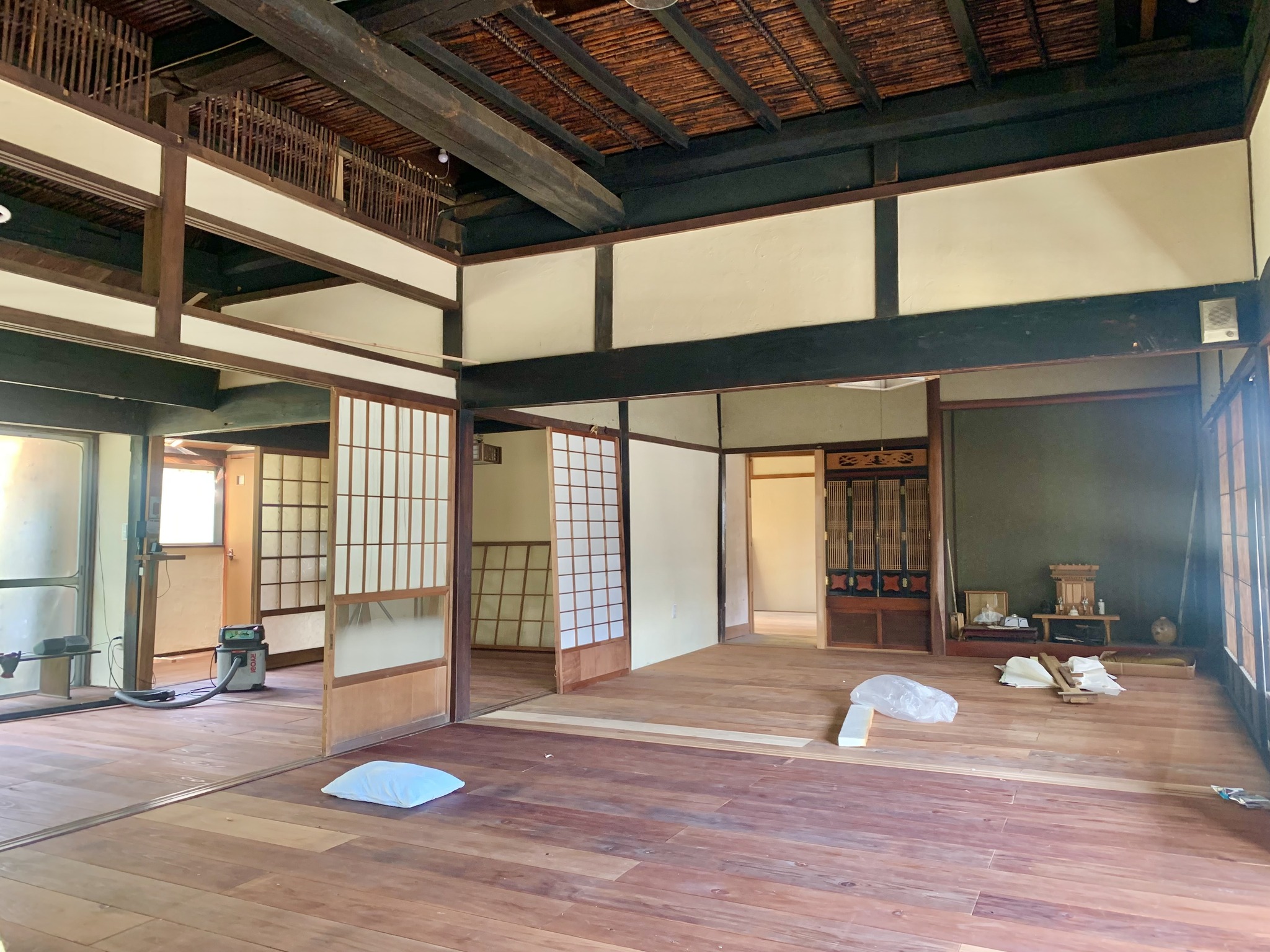 來去日本鄉下住一晚 - 【鄉下全能改造王～】 有移居到鄉下的日本人， 購入一間古厝打算經營share house，...