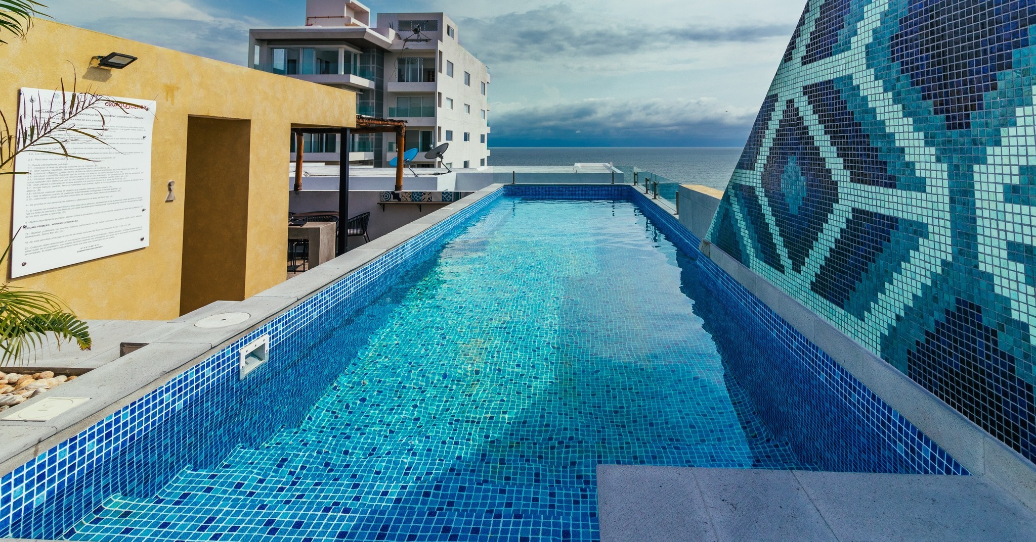 Okey Pools - 💧 ¿Qué es una membrana armada y por qué está... | Facebook