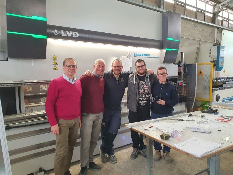 Rinox - Fabbrica Arredi e Attrezzature in Acciaio Inox | Fondi