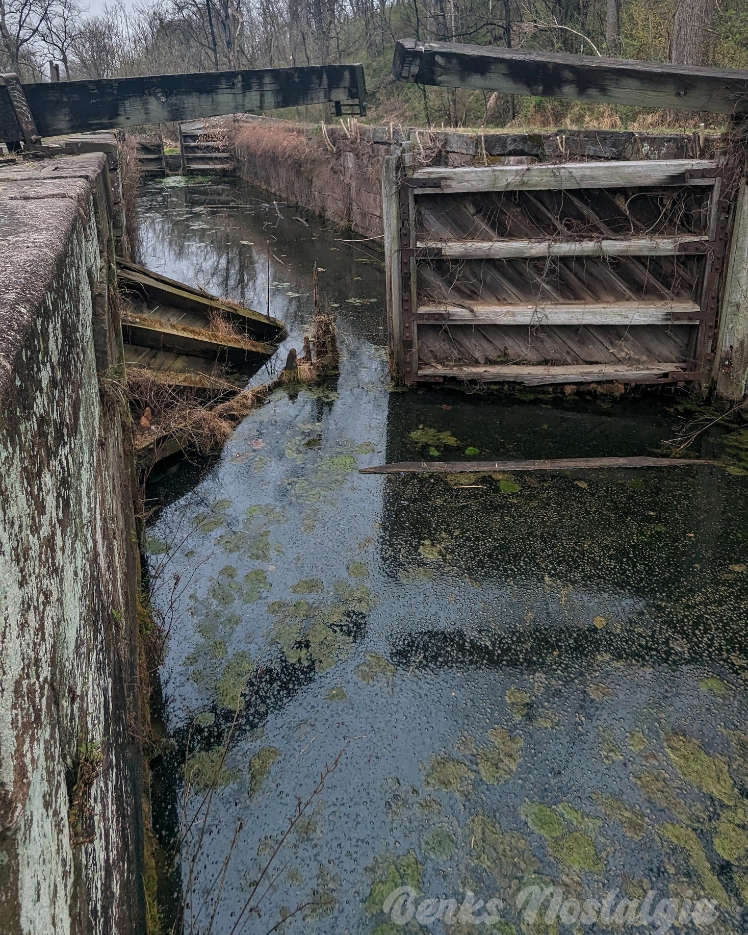 Berks - This lock was once a part of the Union Canal, along the ...