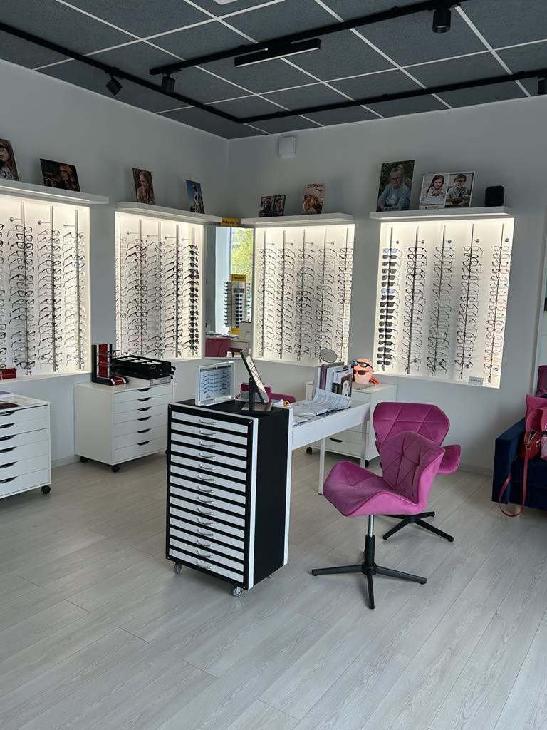 Max Optika | Budapest