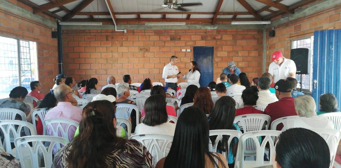 Visitando la comunidad, los... - Shirley Ortiz Ossa | Facebook