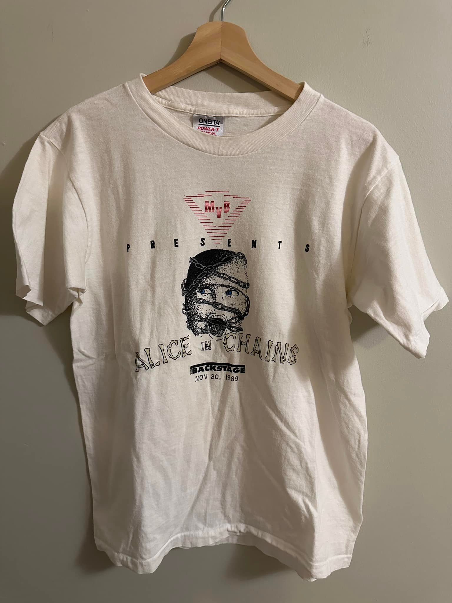 Special shirt I got recently 1989 Alice in chains crew shirt for