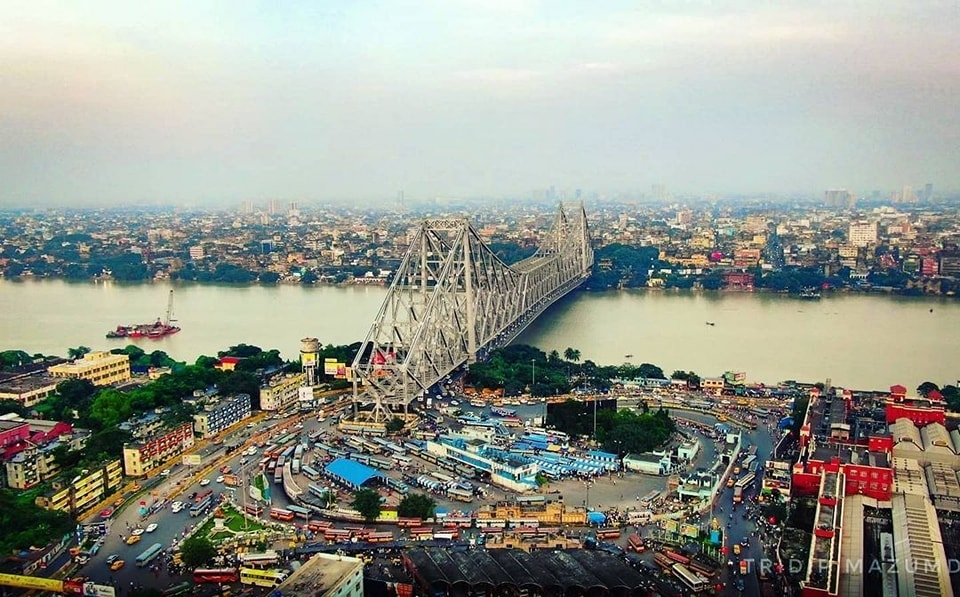 Have you ever seen Howrah bridge and... - Kolkata bus-o-pedia | Facebook