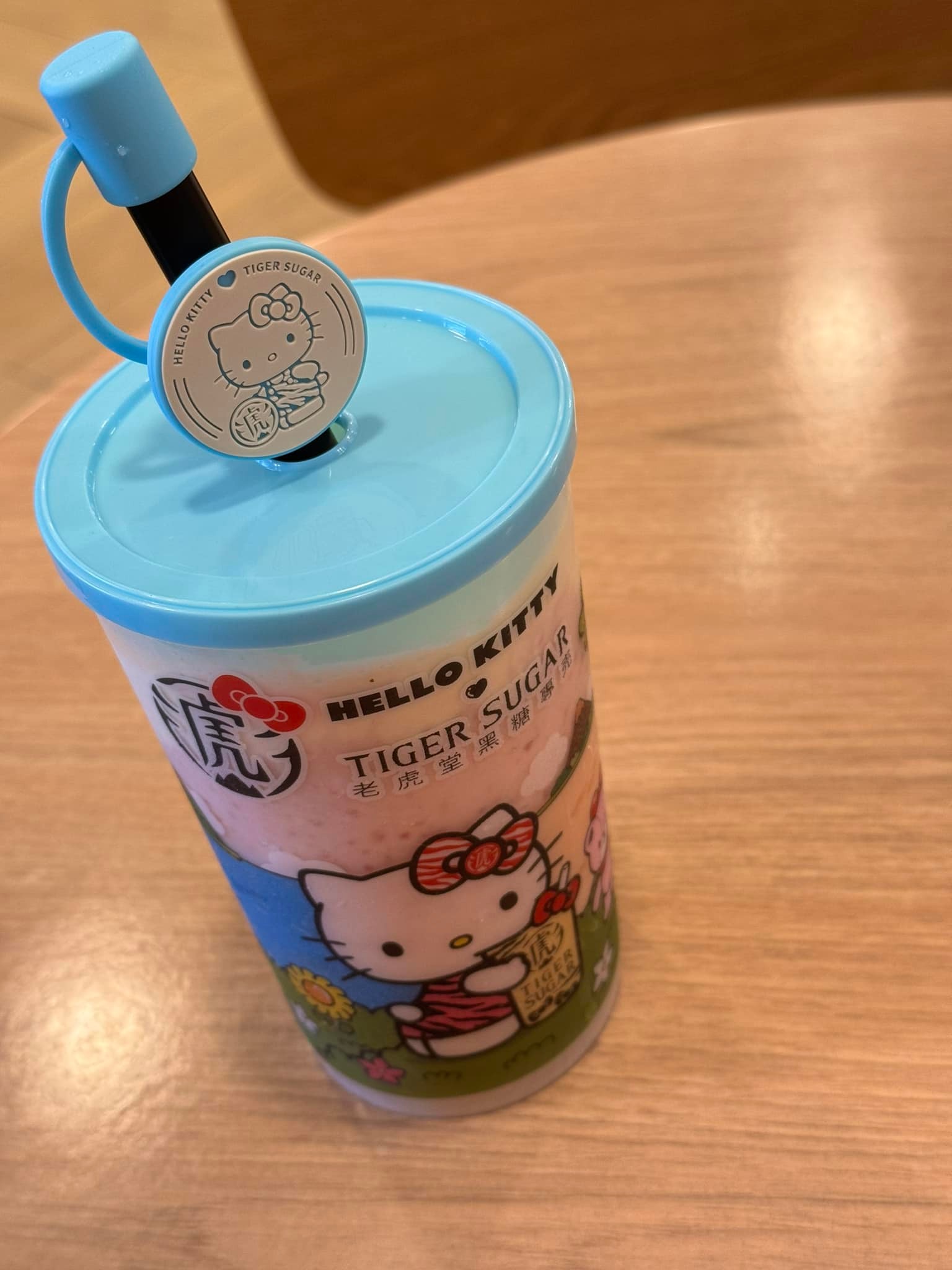 Hello Kitty cafe introduces Sugarfina candy shakes