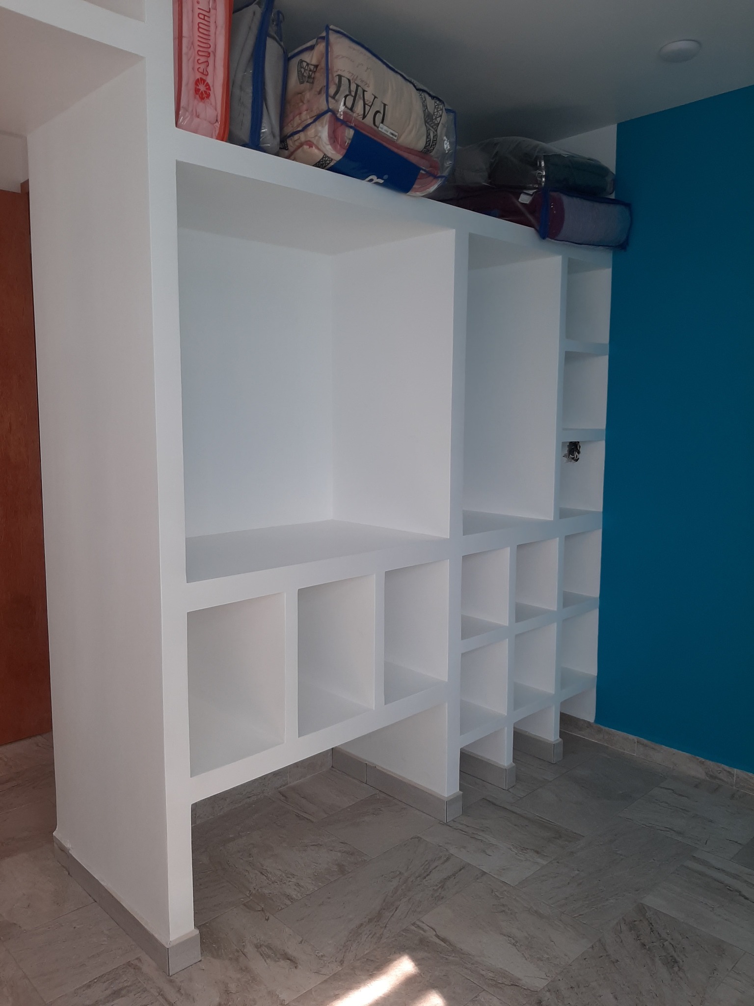 Diseños y acabados en tablaroca mejora tu espacio