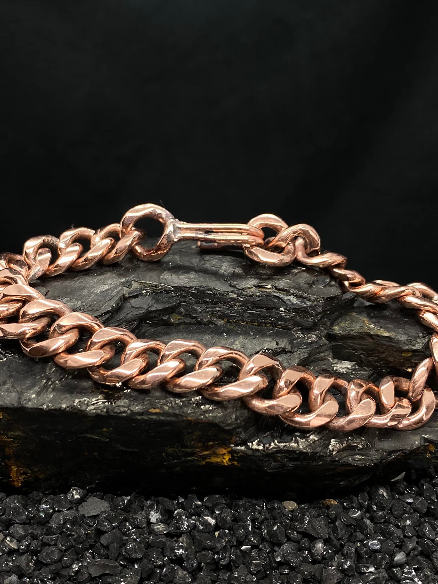 Handmade Cuban link copper bracelet with improvised clasp
