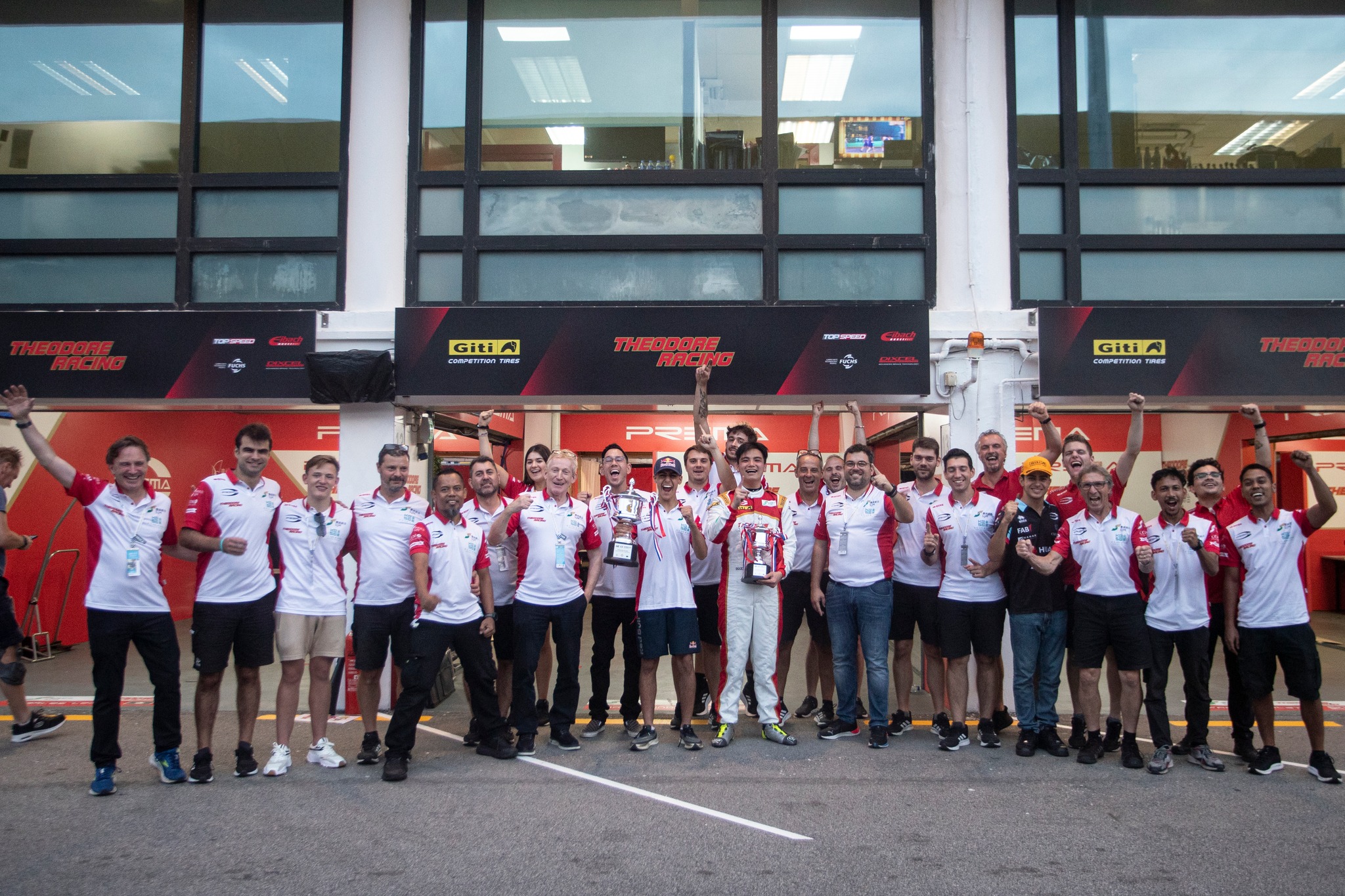 Theodore Racing 徳利賽車隊香港