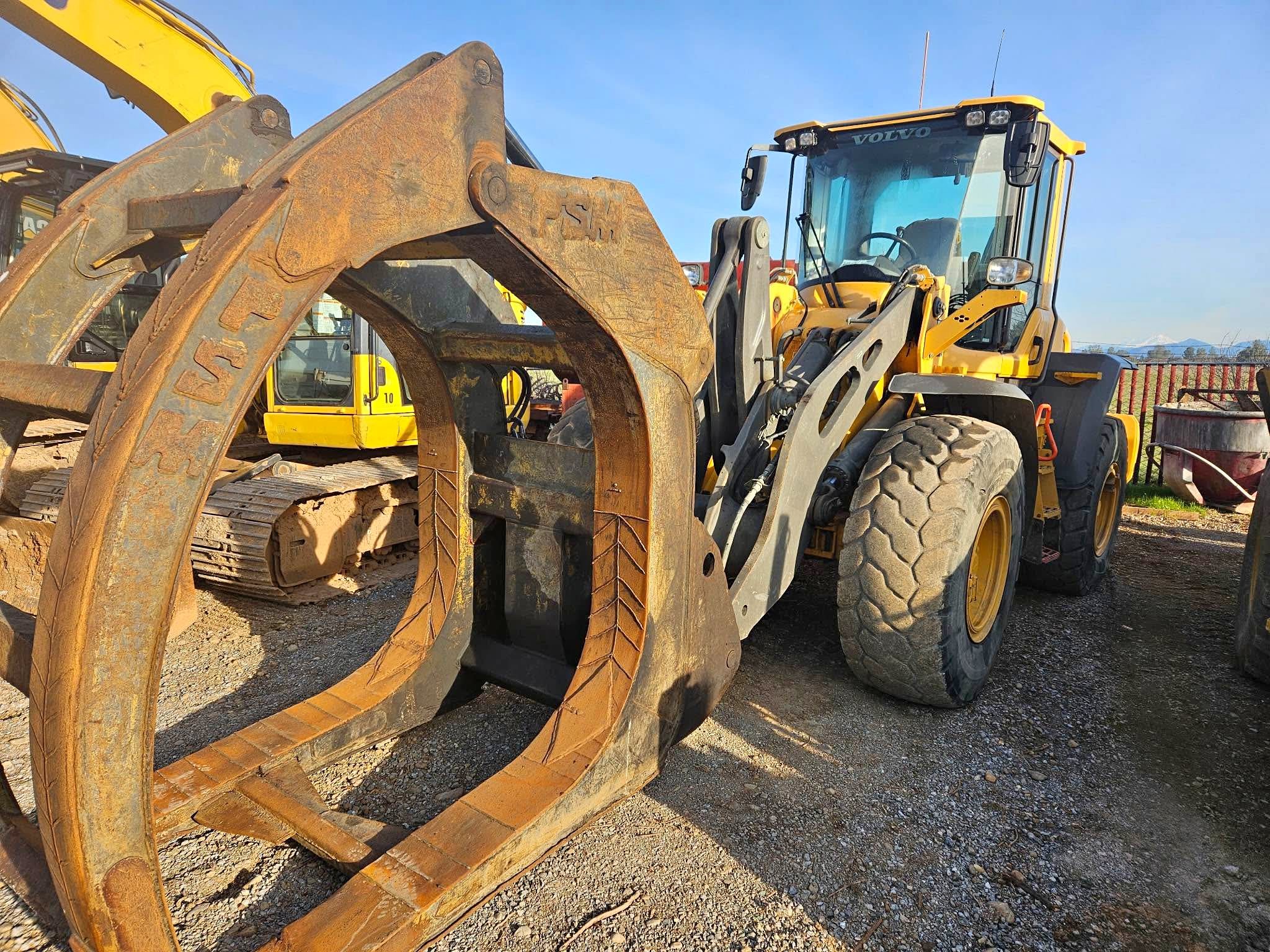 2019 Volvo L90H Log Loader - Commercial Vehicles - Redding, California ...