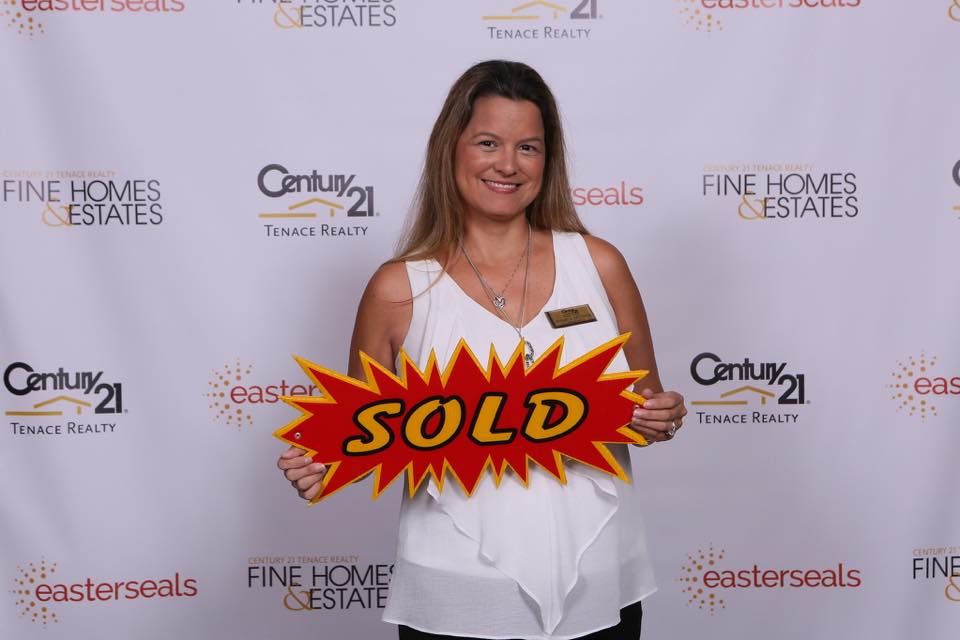 Jessica Spinner Century 21 Tenace Realtor - Home