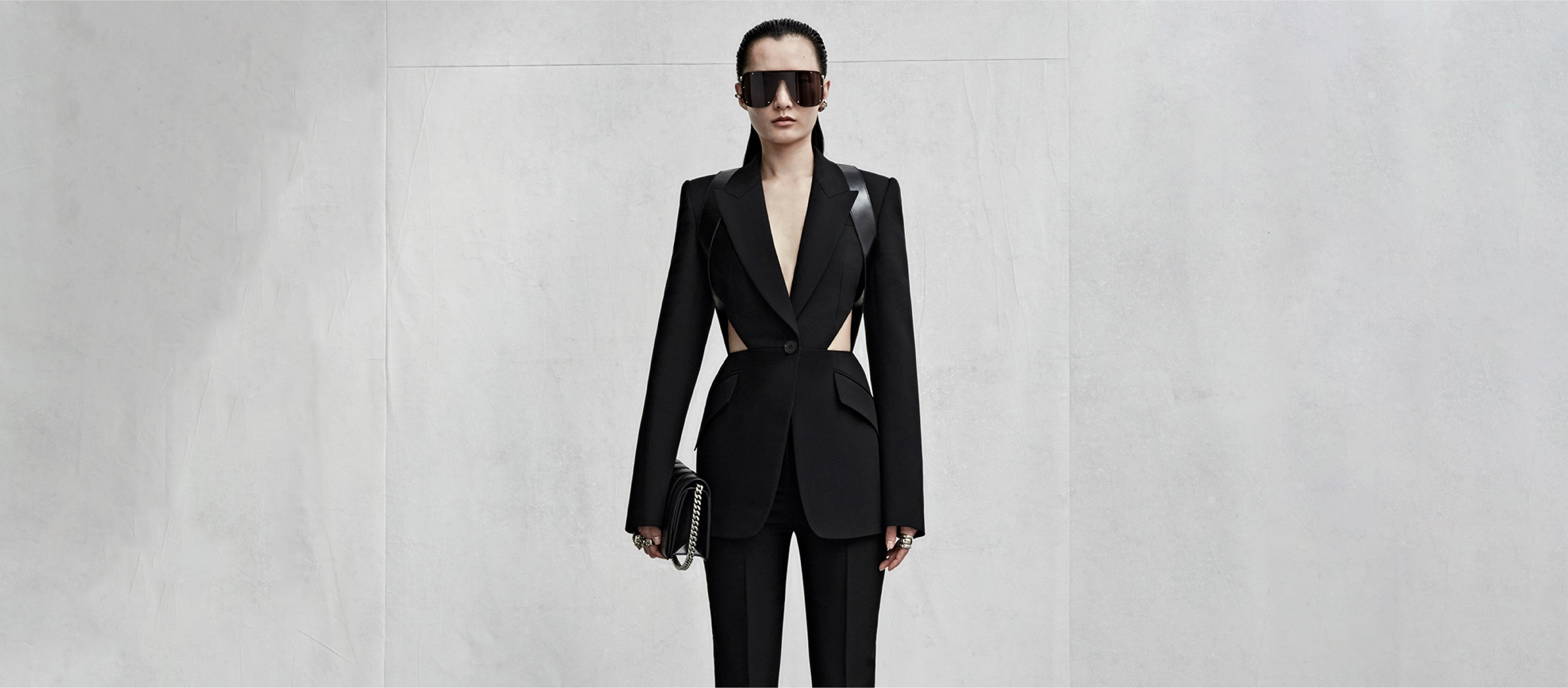 Alexander McQueen Jp（アレキサンダー・マックイーン） (@AMQWorld.jp