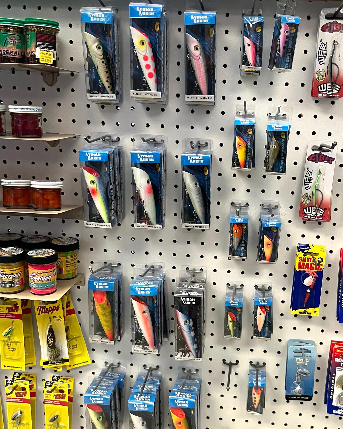 ace hardware fishing lures Aorace 20pcs Kit Mixed Including Minnow Popper Crank and Plastic Soft Lures Frog Lures for Saltwater Freshwater Trout Bass Salmon Fishing : Sports & Outdoors Round rubber skirts with a twister tail teaser provide lots of movement and the Colorado/Willow combination is a proven combination of vibration Ace Hardware in Midland has