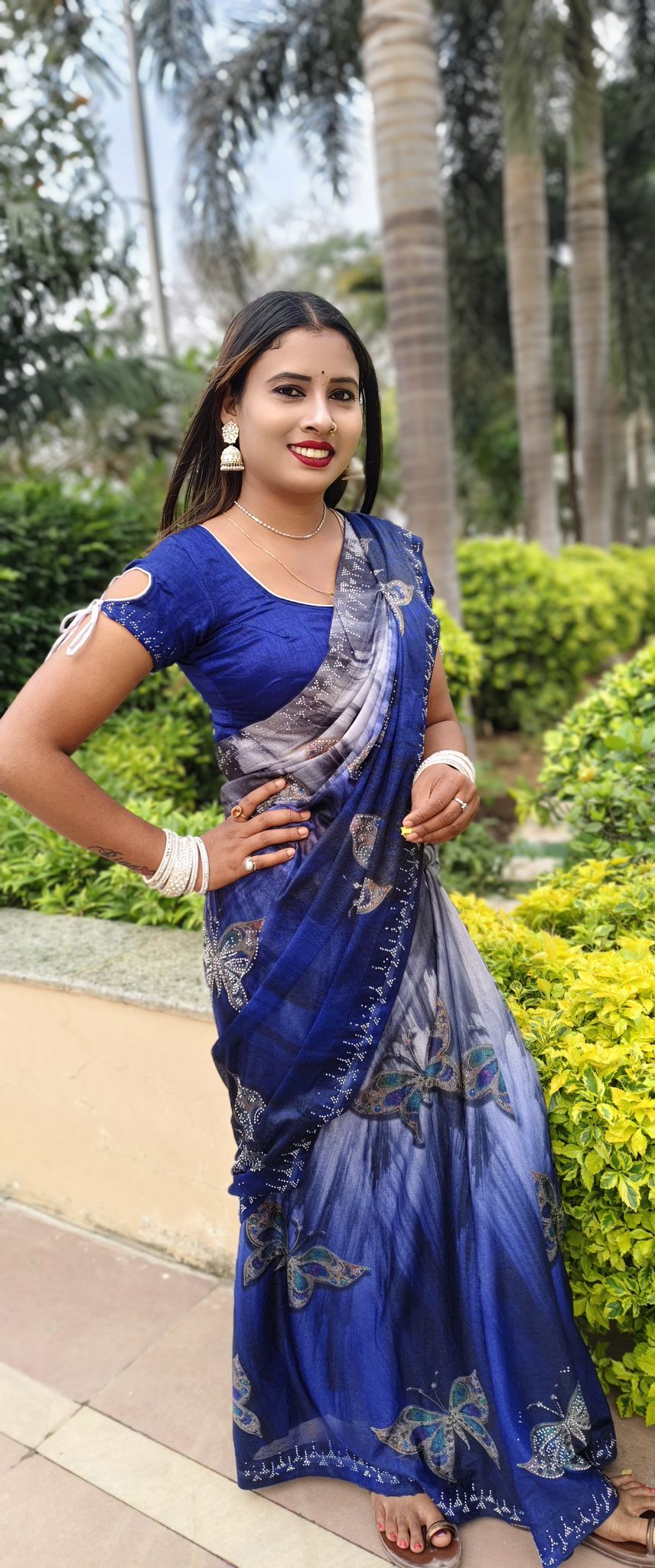 Actress - Actress Riya Raj Actress Riya Apexa | Facebook