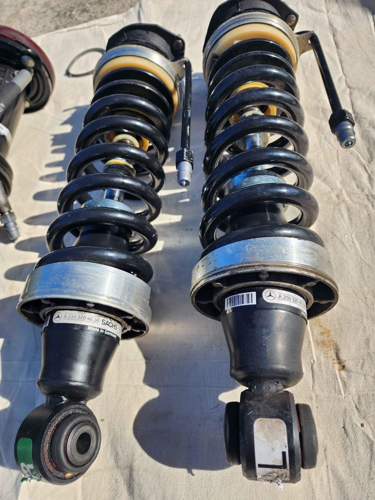 SL500 ABC suspension set of pneumatic shocks ,front and rear. - Car ...