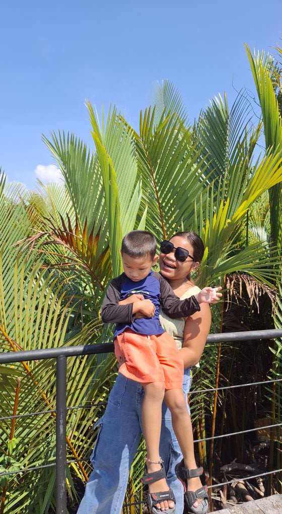 Baby Doc Helsie - Survey: Sino ang palaihi si mrs or si... | Facebook