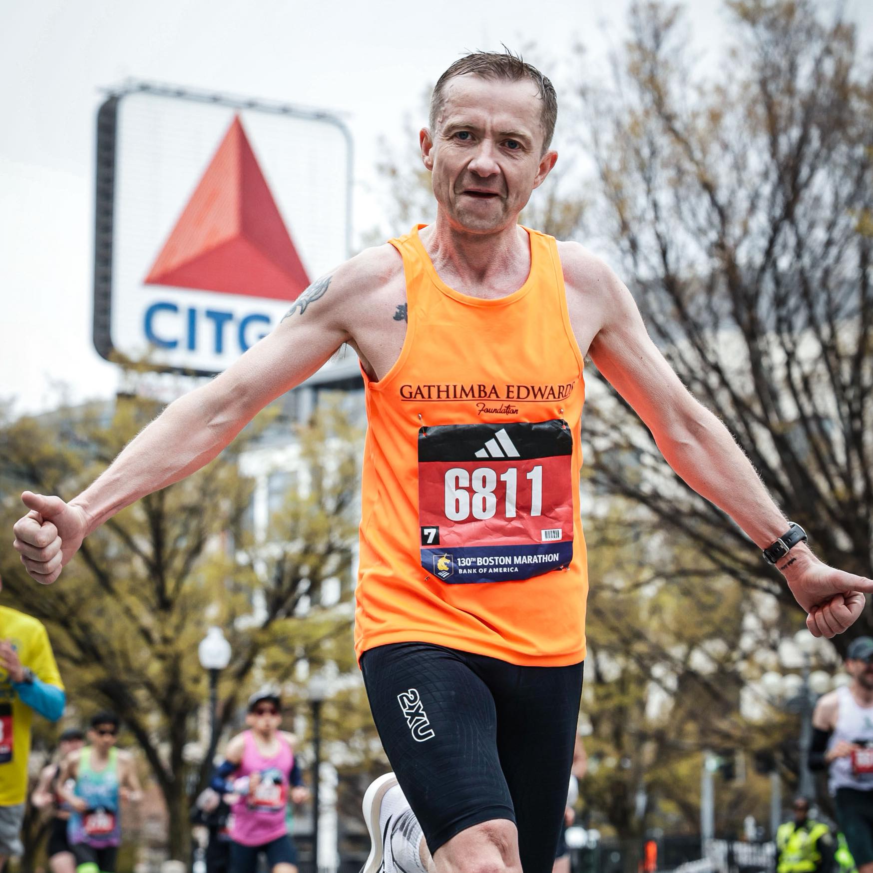 James Cruickshank PhysioRun - 🏃‍♂️ Eliud Kipchoge 38 Years Old 🚲 Jens ...