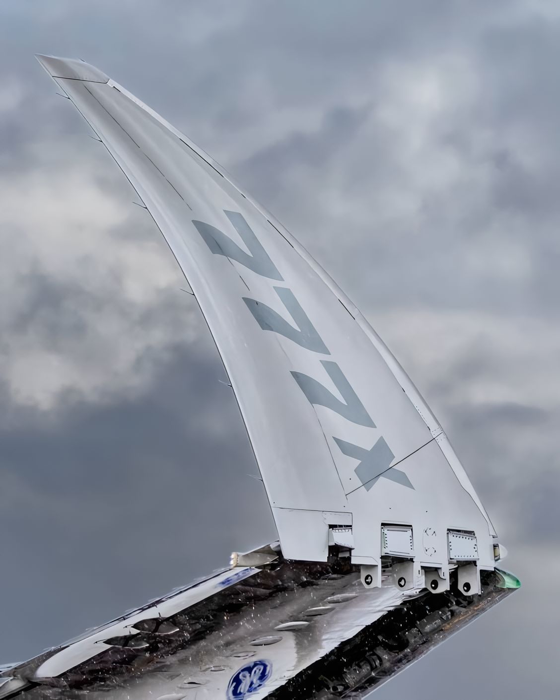 Aerospace Engineering | Boeing 777X Folding Wingtips ️🦾 | Facebook