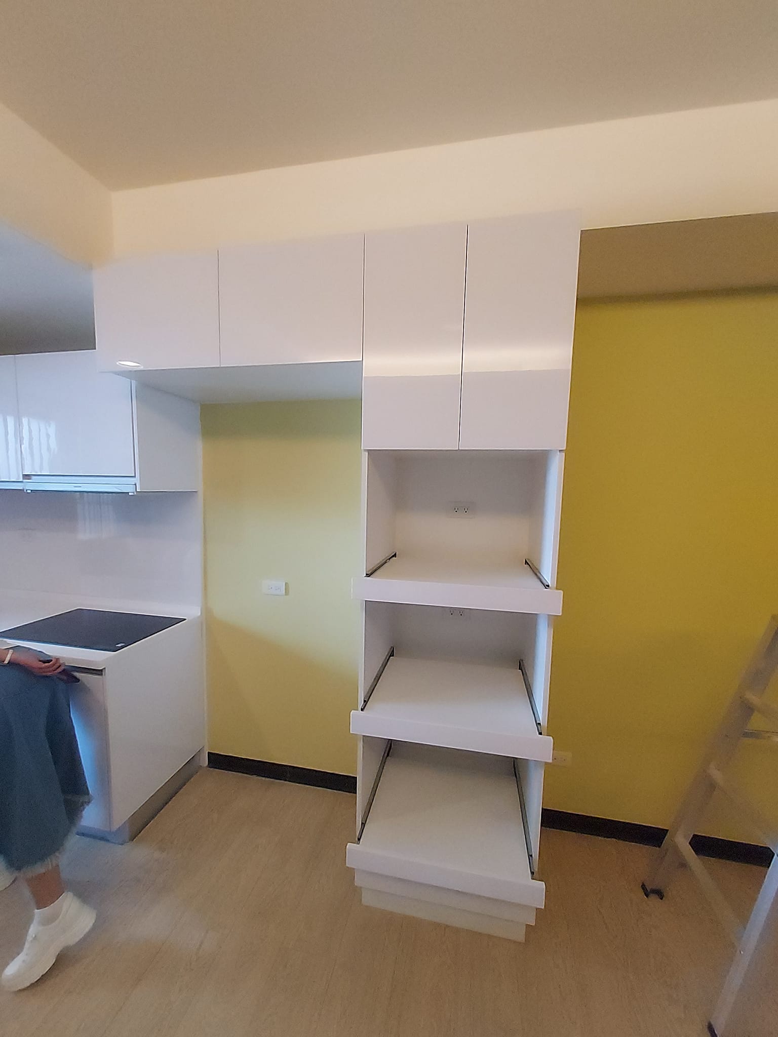 和欣廚具/系統櫃 - 工作地點台中市 #台中系統櫃 電器櫃＋冰箱上櫃