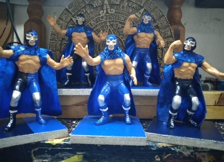 Azteca Customs