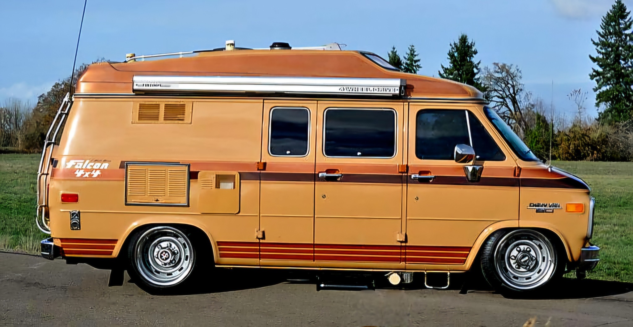The Boogie Van - The Boogie Van added a new photo.