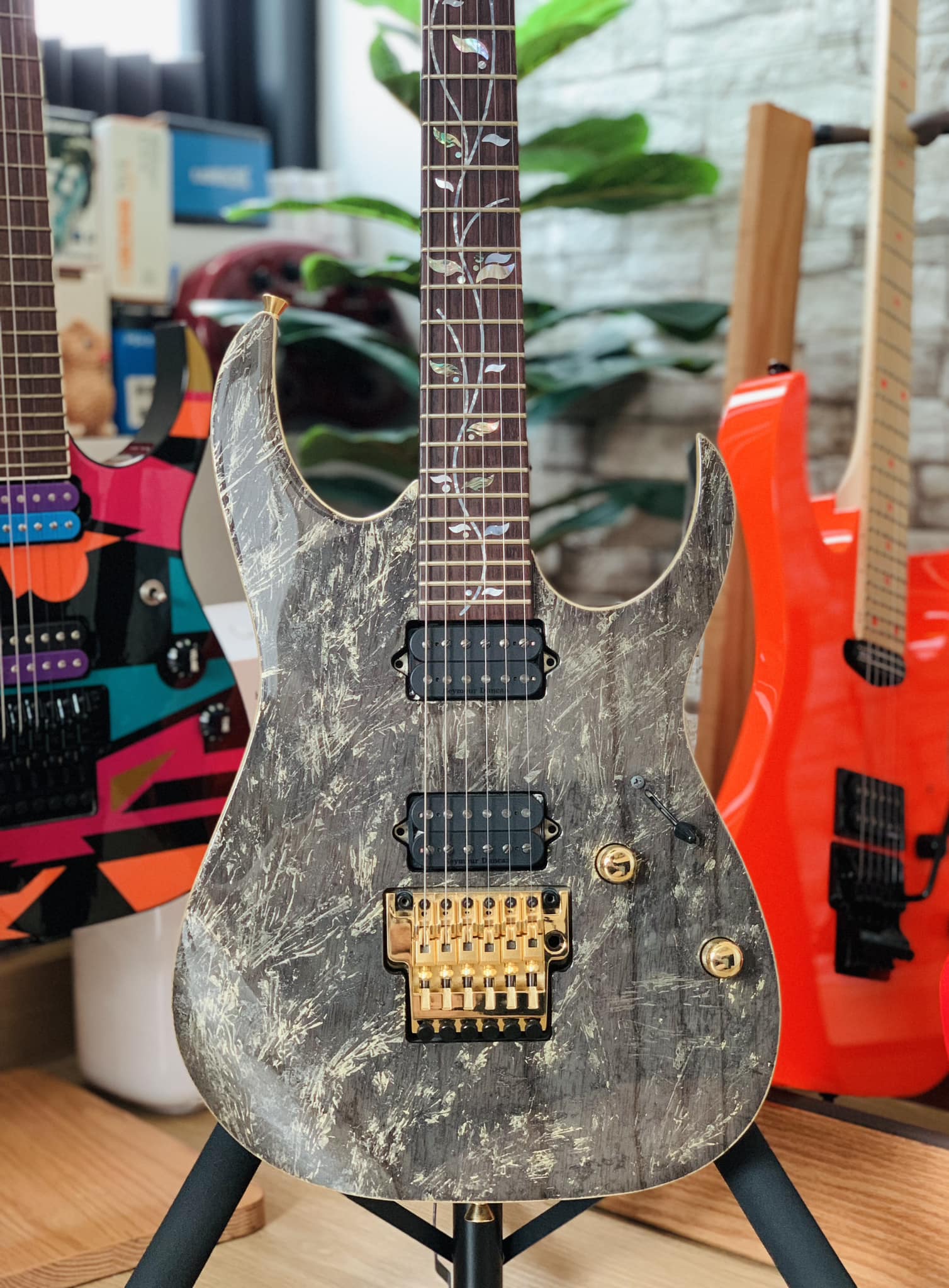 Yeah!!! My J.Custom RG8020G ?