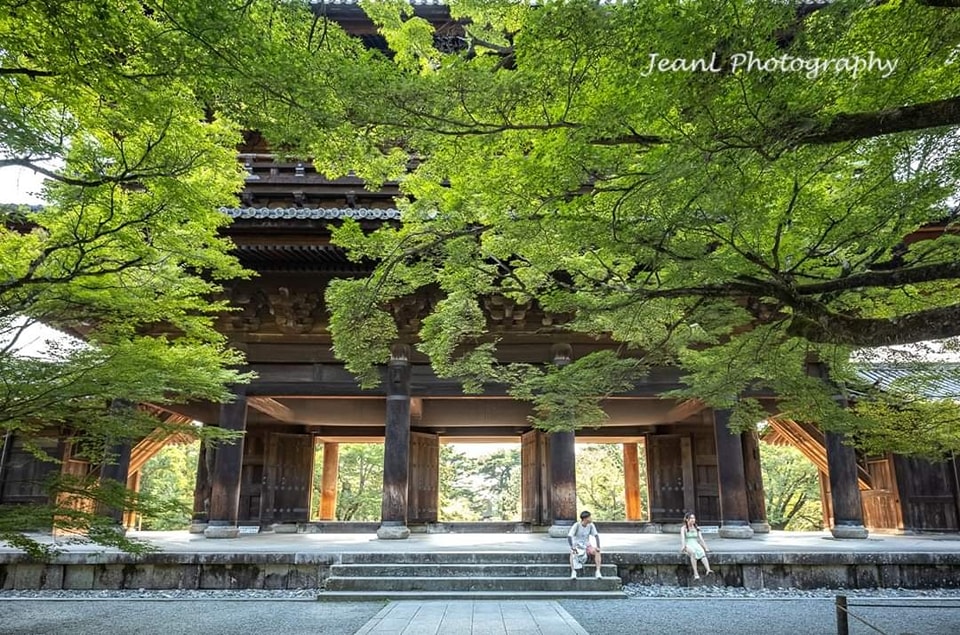法鼓山傳燈院 - 「佛來佛斬，魔來魔斬」是禪宗的精神。如果對於佛有所執著和依賴，即失去自主性，所以禪宗主張自證自悟。...