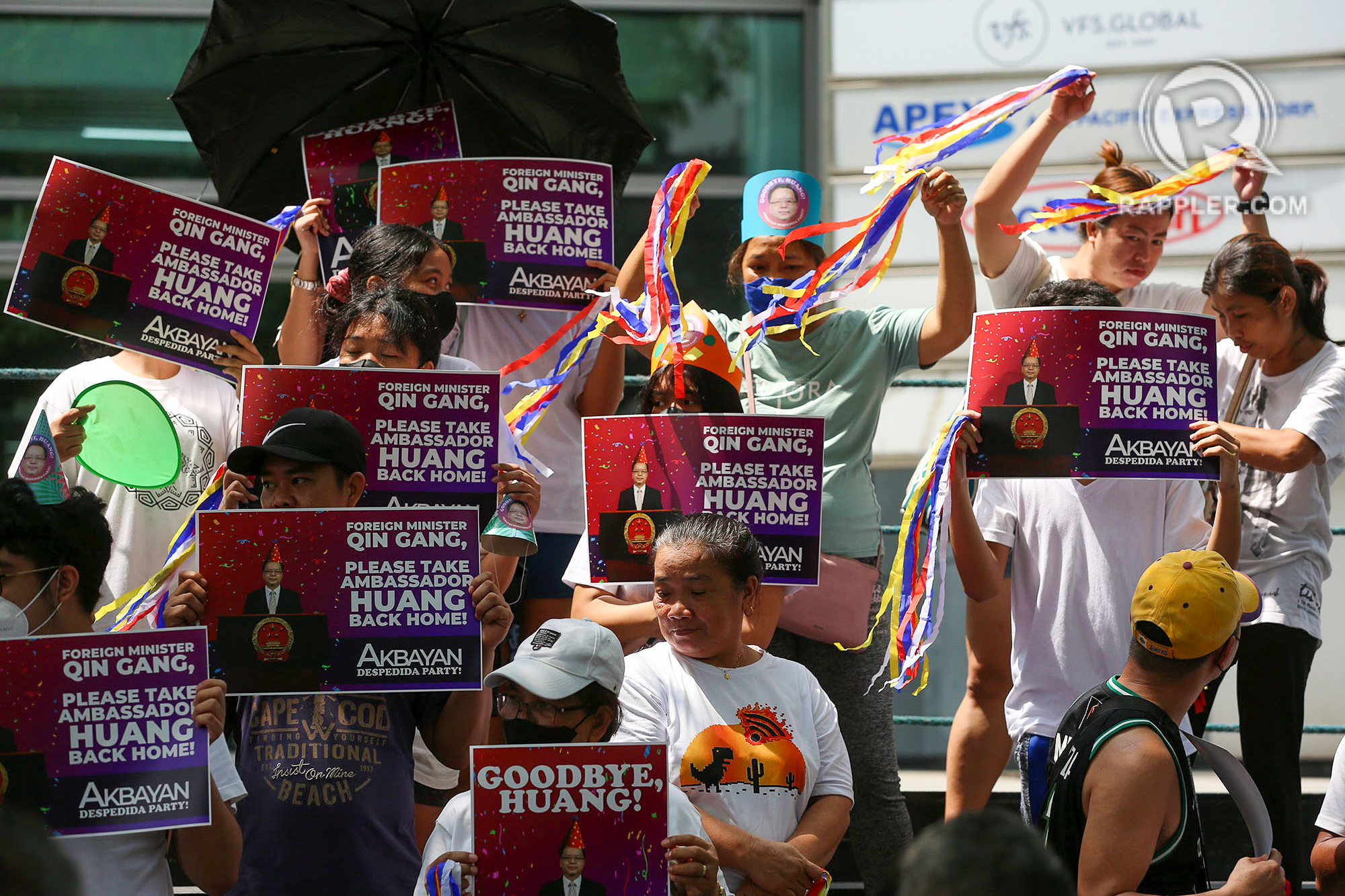 Rappler - Party-list group Akbayan stages a 