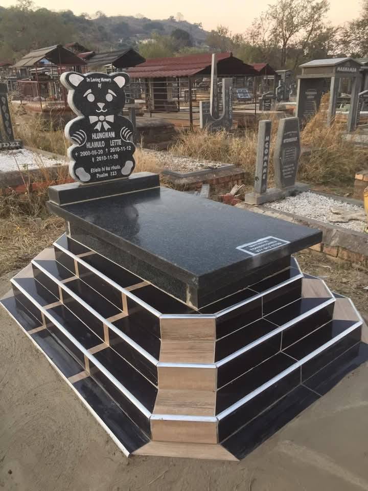Mathithi Tombstone | Makhado