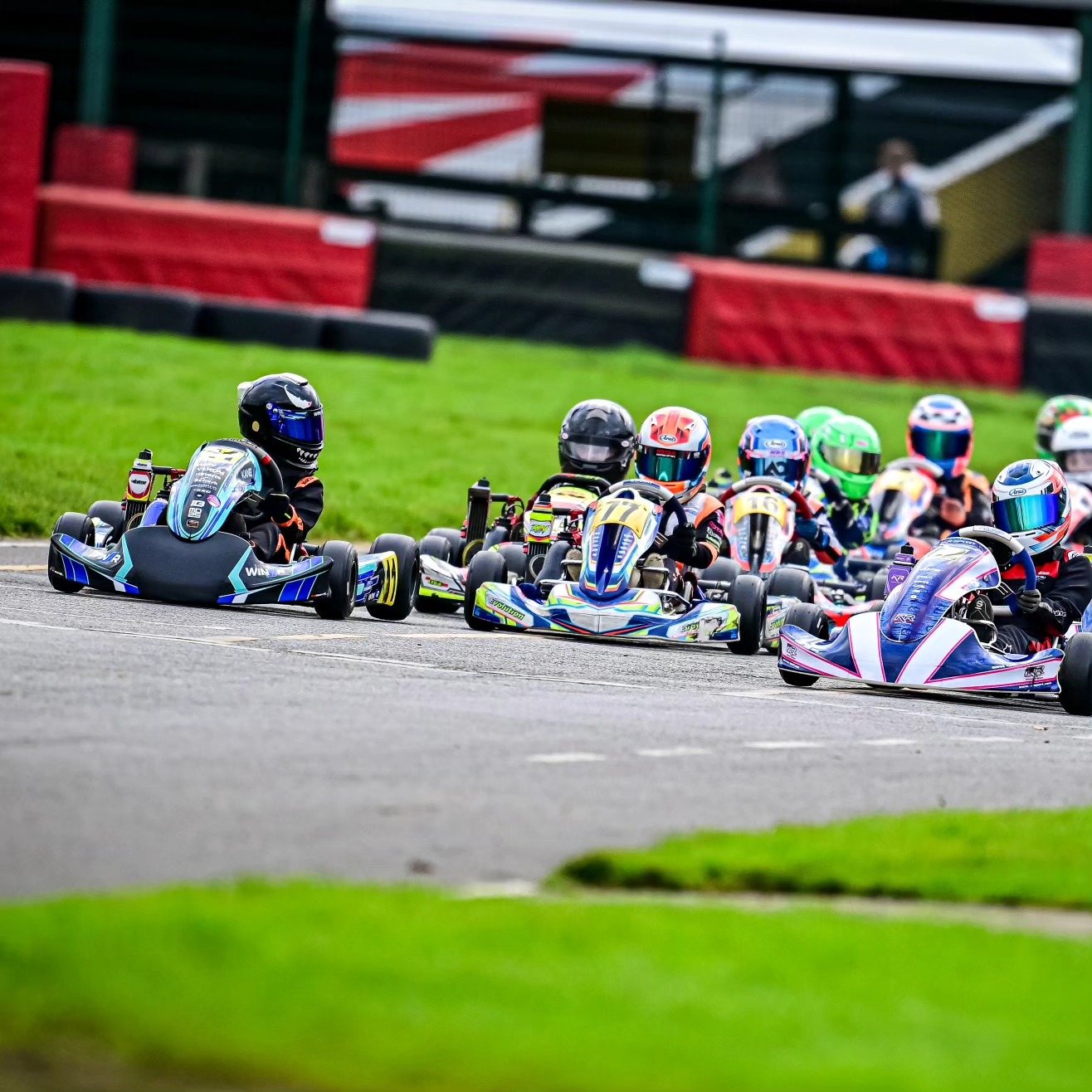 WIN//Racing